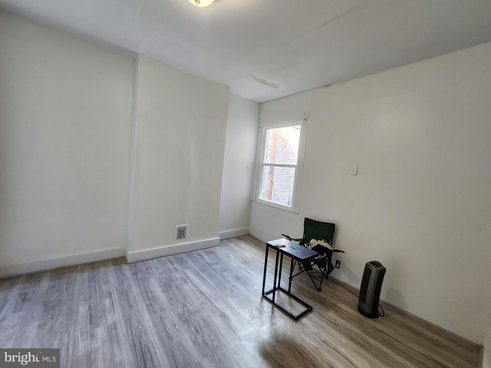 SANDTOWN-WINCHESTER - Residential