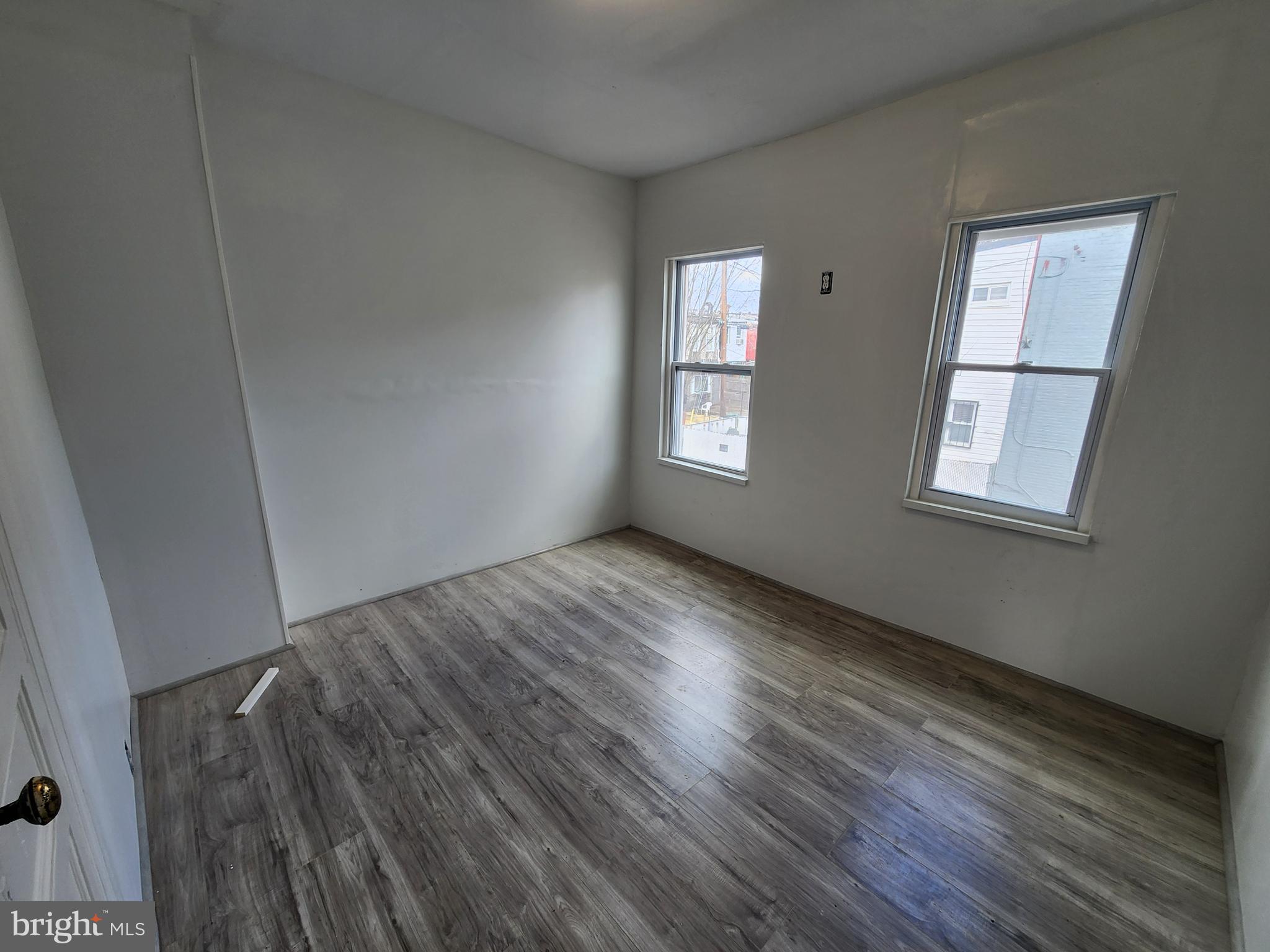 SANDTOWN-WINCHESTER - Residential