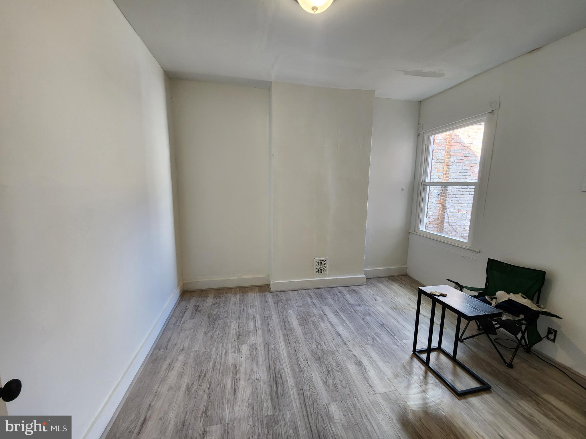 SANDTOWN-WINCHESTER - Residential