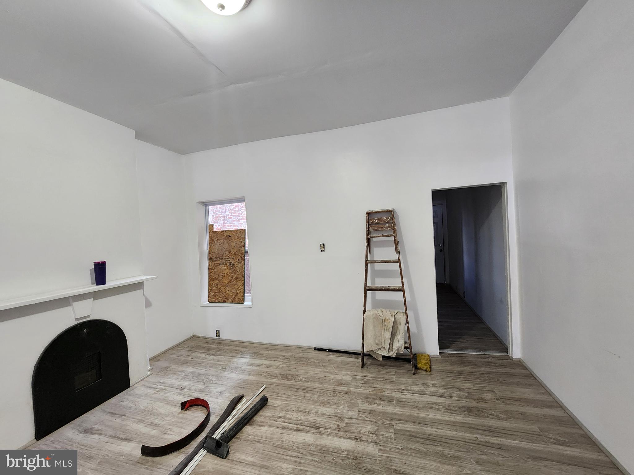 SANDTOWN-WINCHESTER - Residential