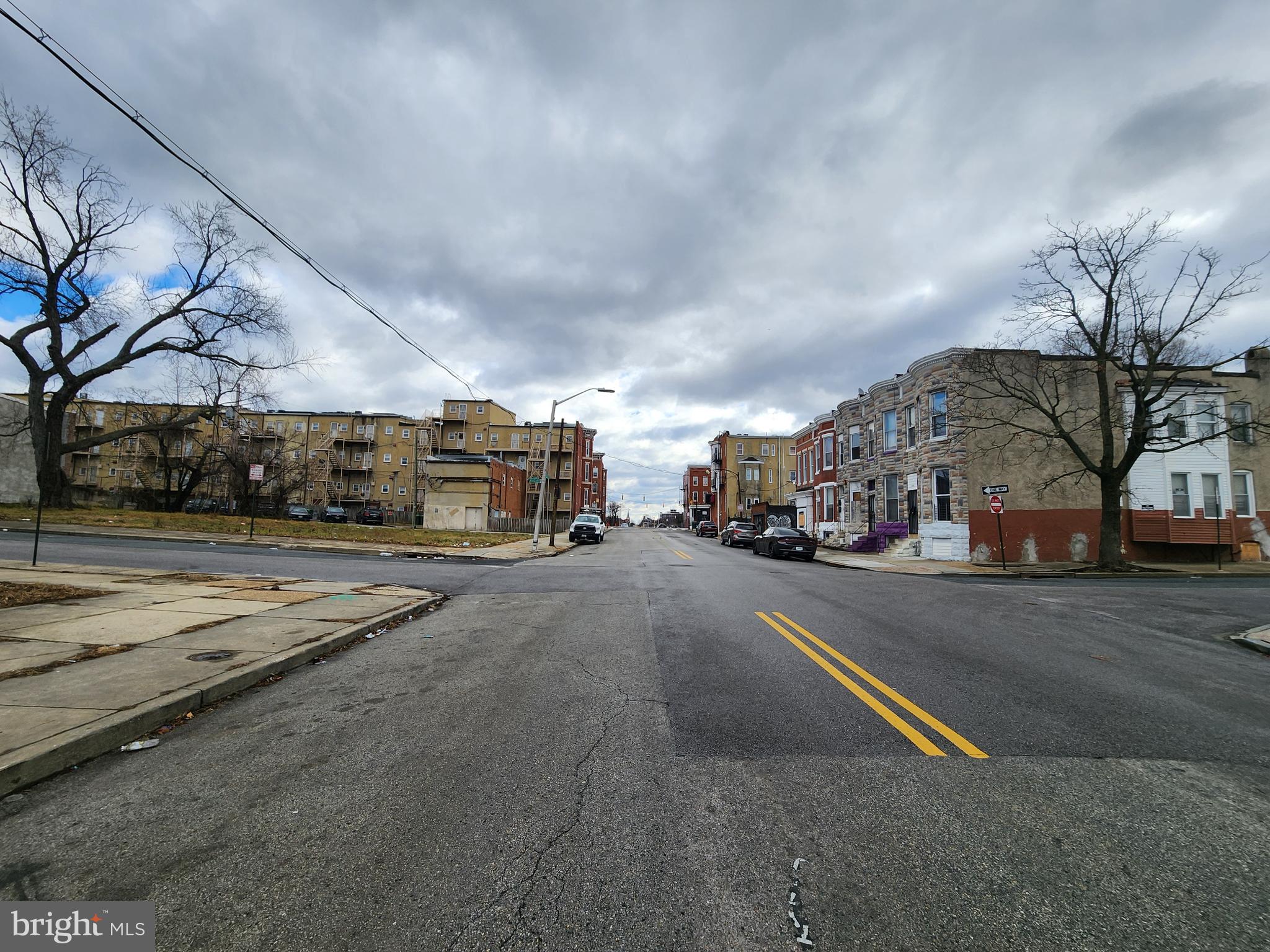 SANDTOWN-WINCHESTER - Residential