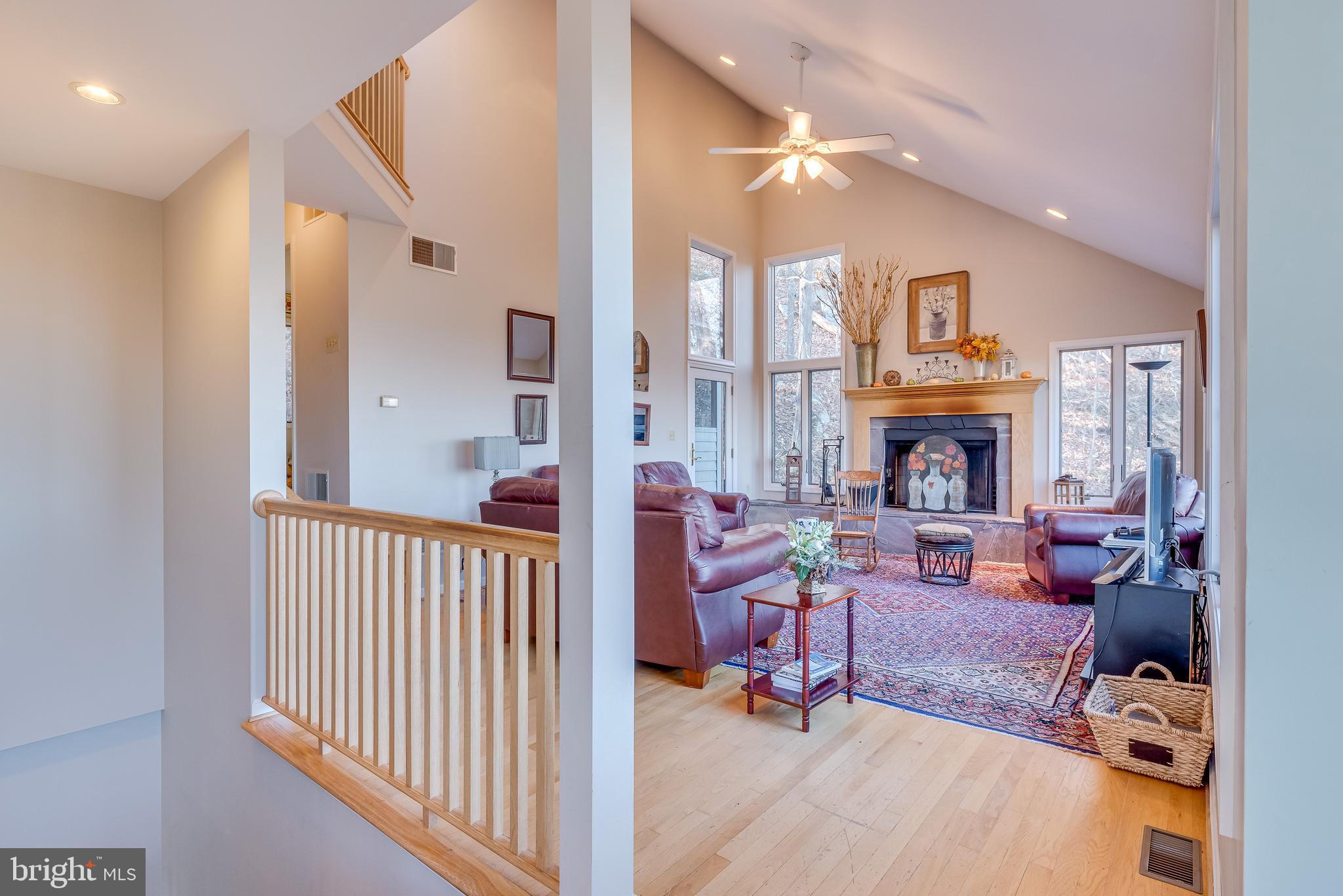 COOLFONT MOUNTAINSIDE - Residential