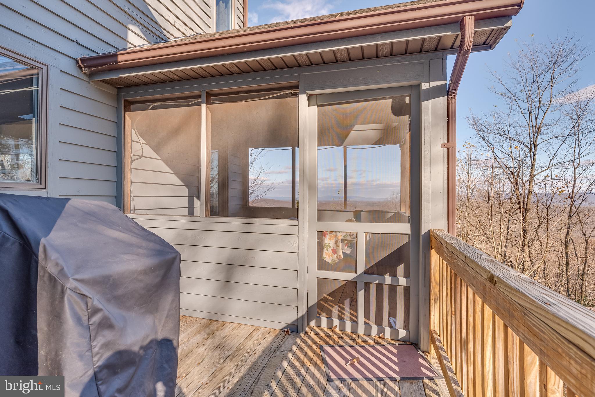 COOLFONT MOUNTAINSIDE - Residential