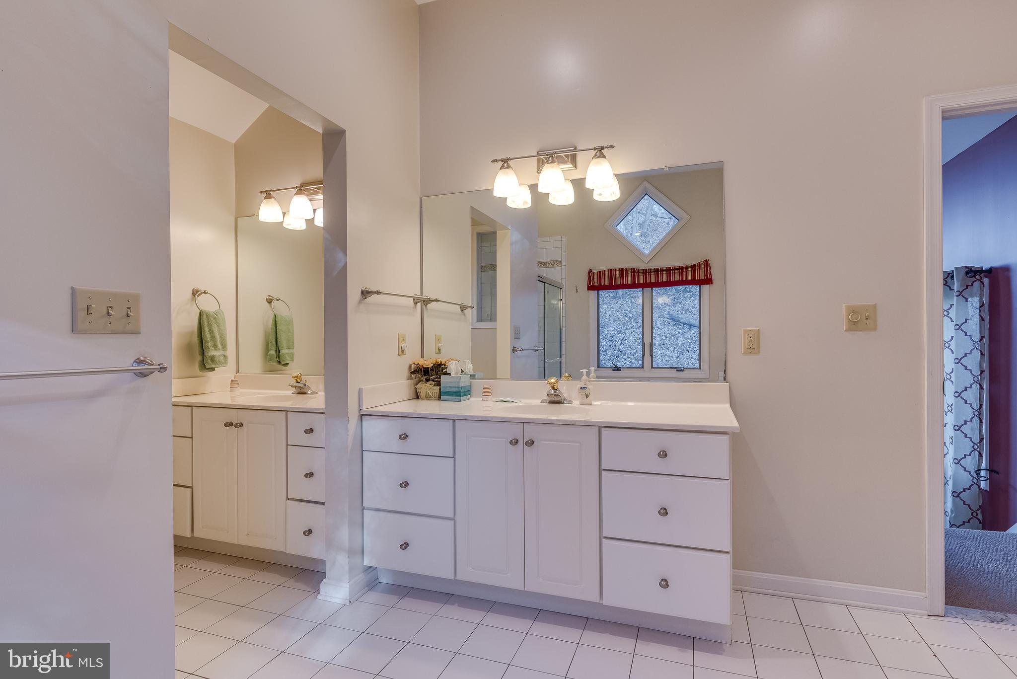 COOLFONT MOUNTAINSIDE - Residential