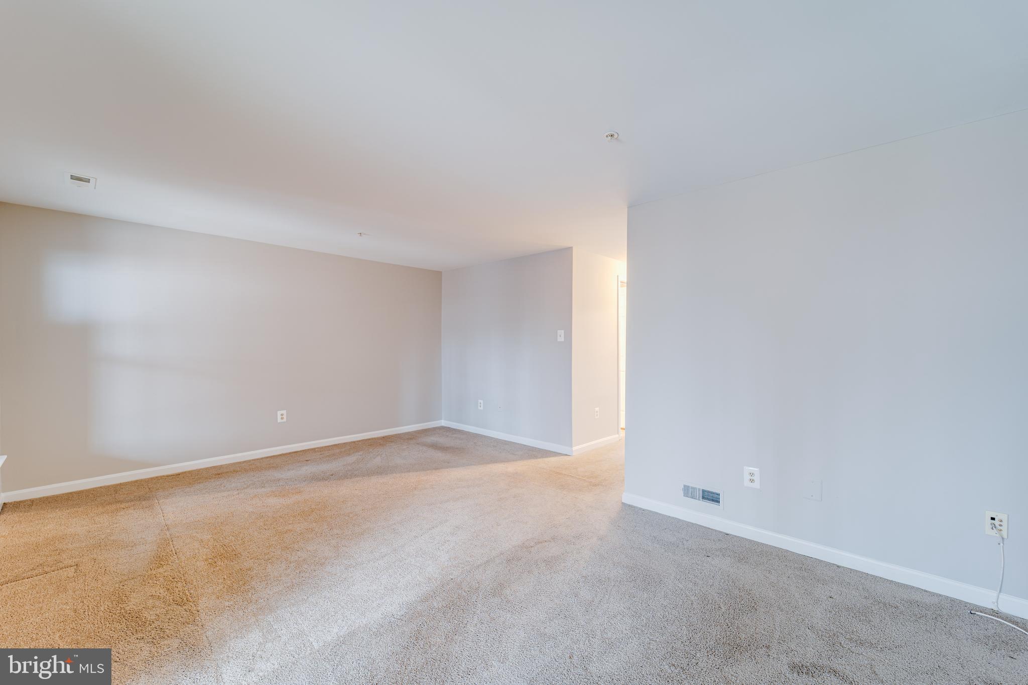 FOX CHASE - Residential