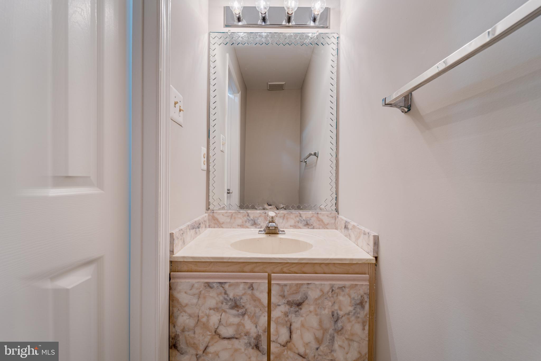 FOX CHASE - Residential