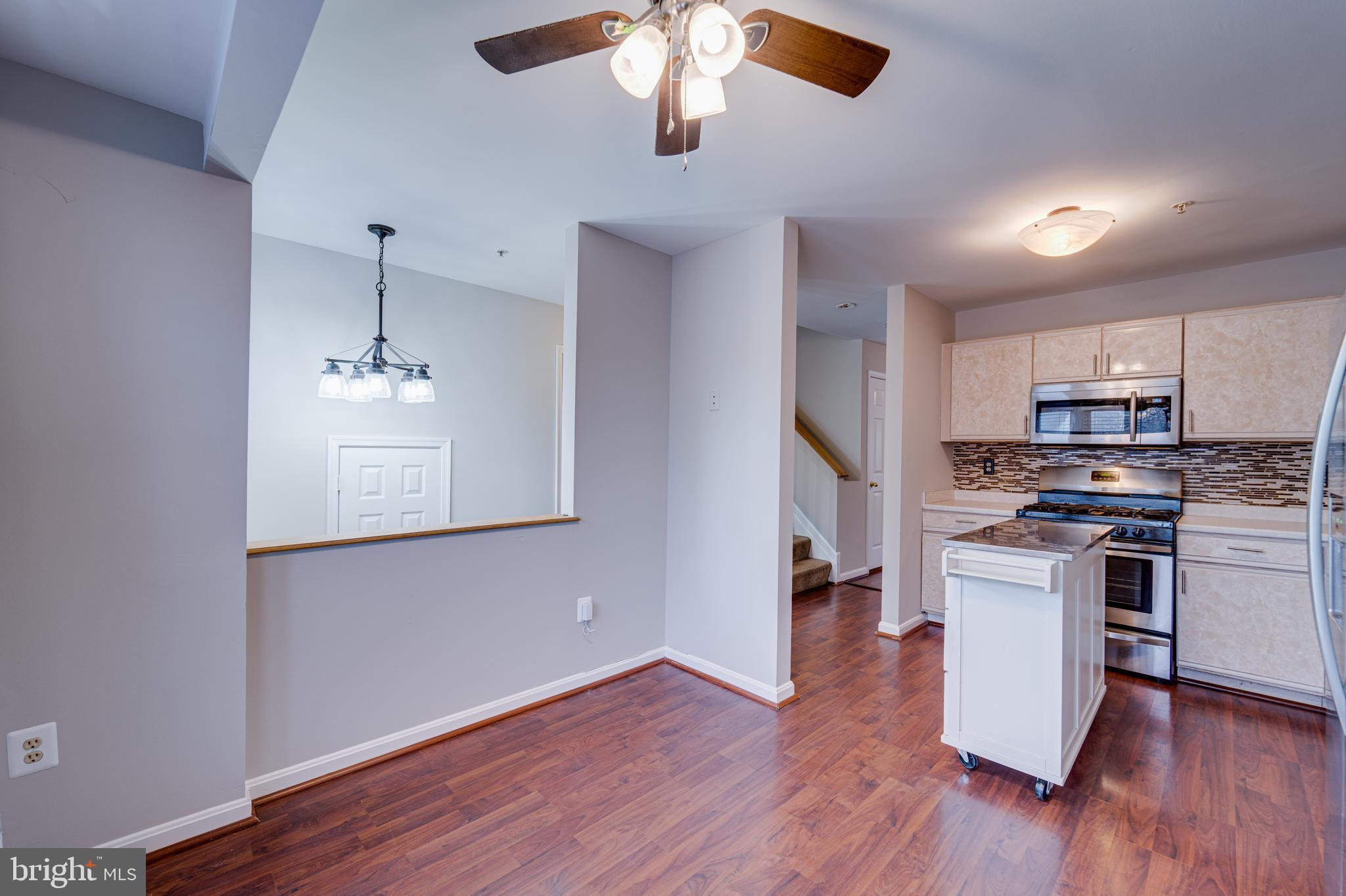 FOX CHASE - Residential