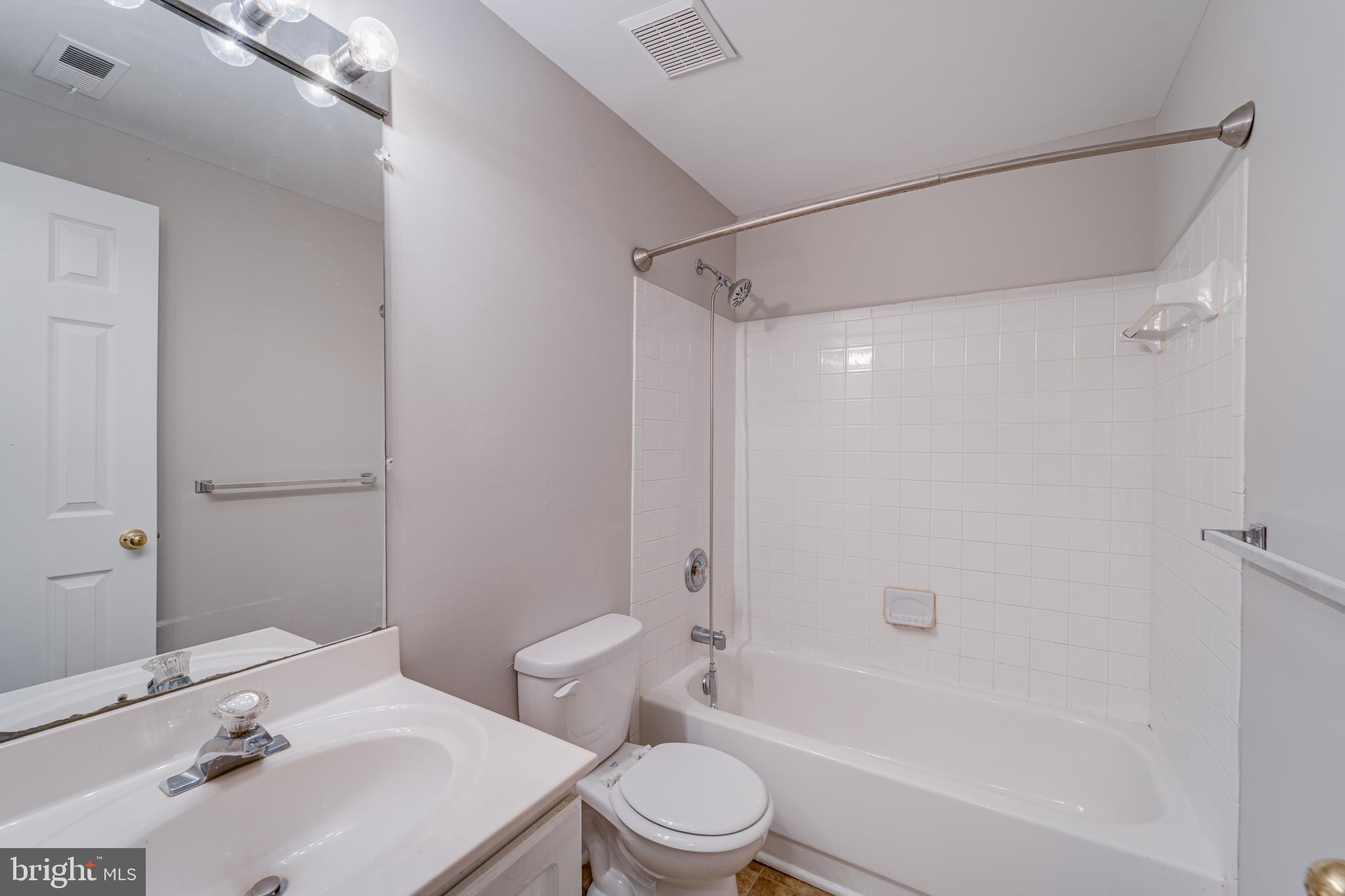 FOX CHASE - Residential