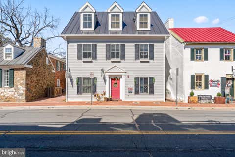 Photo of 104 Loudoun Street SW, LEESBURG, VA 20175 (MLS # VALO2132512)