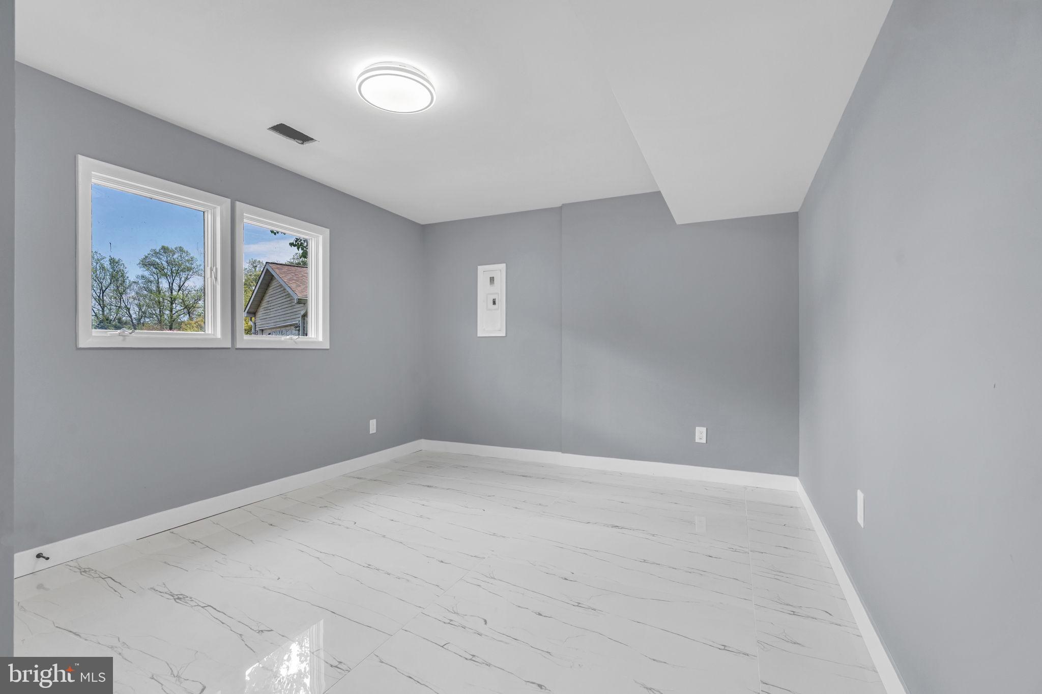 DISTRICT HEIGHTS - Residential