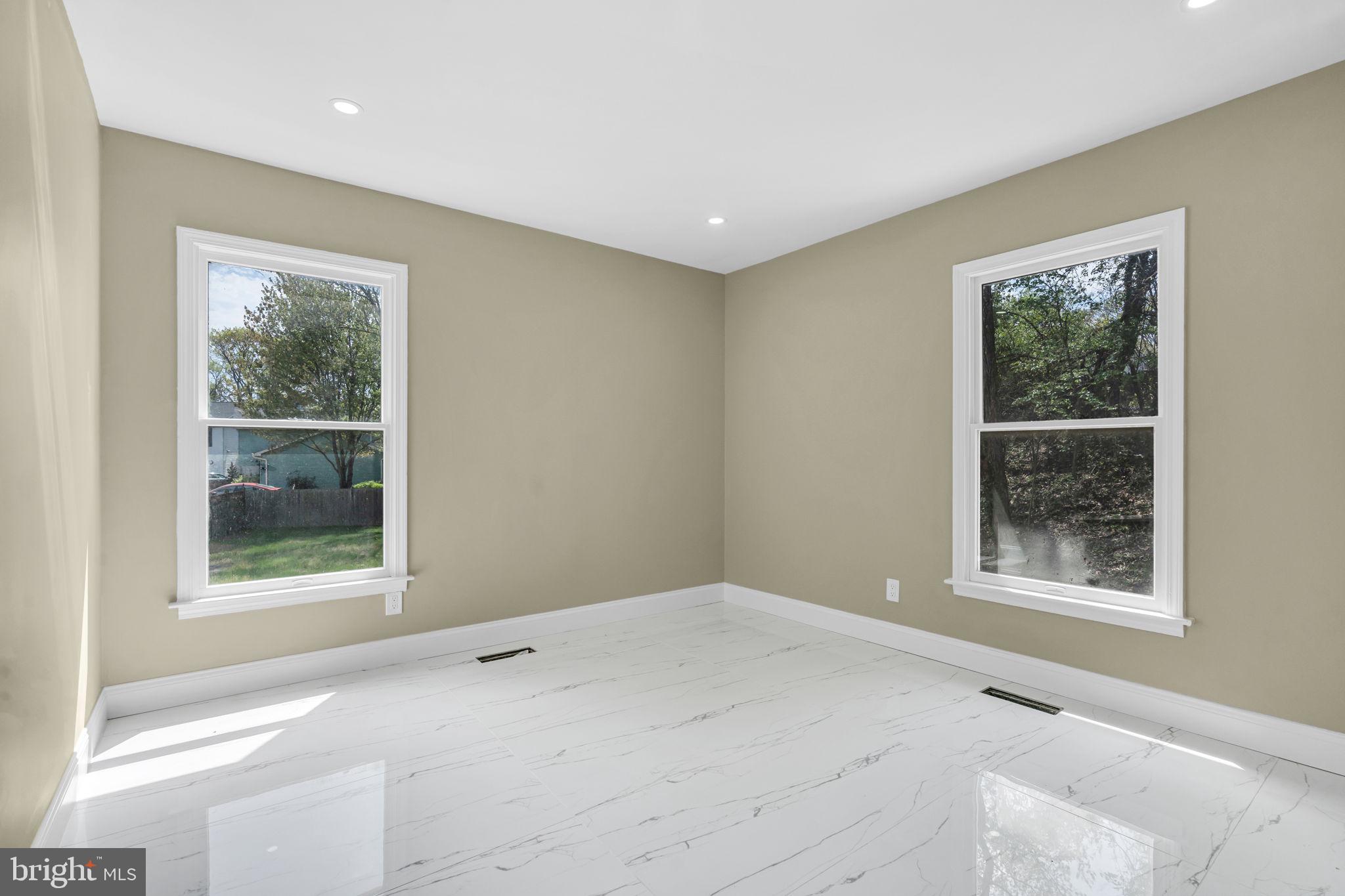 DISTRICT HEIGHTS - Residential