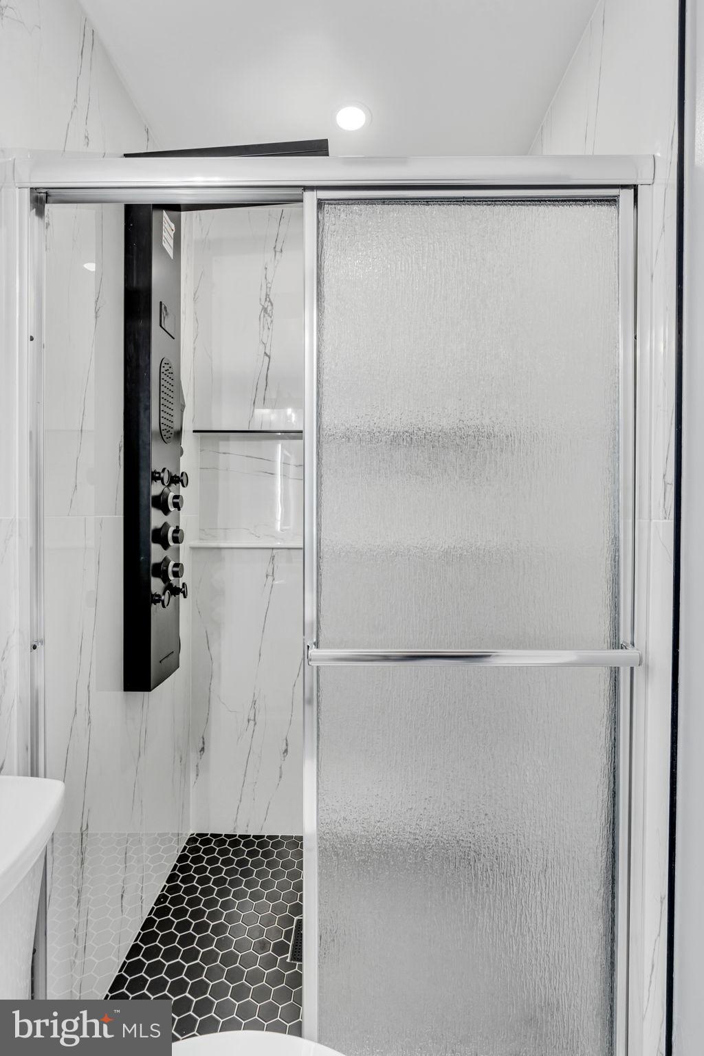 DISTRICT HEIGHTS - Residential