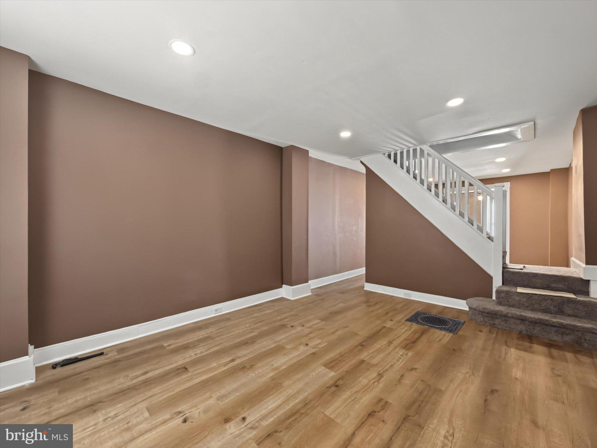 621 E 30TH STREET
