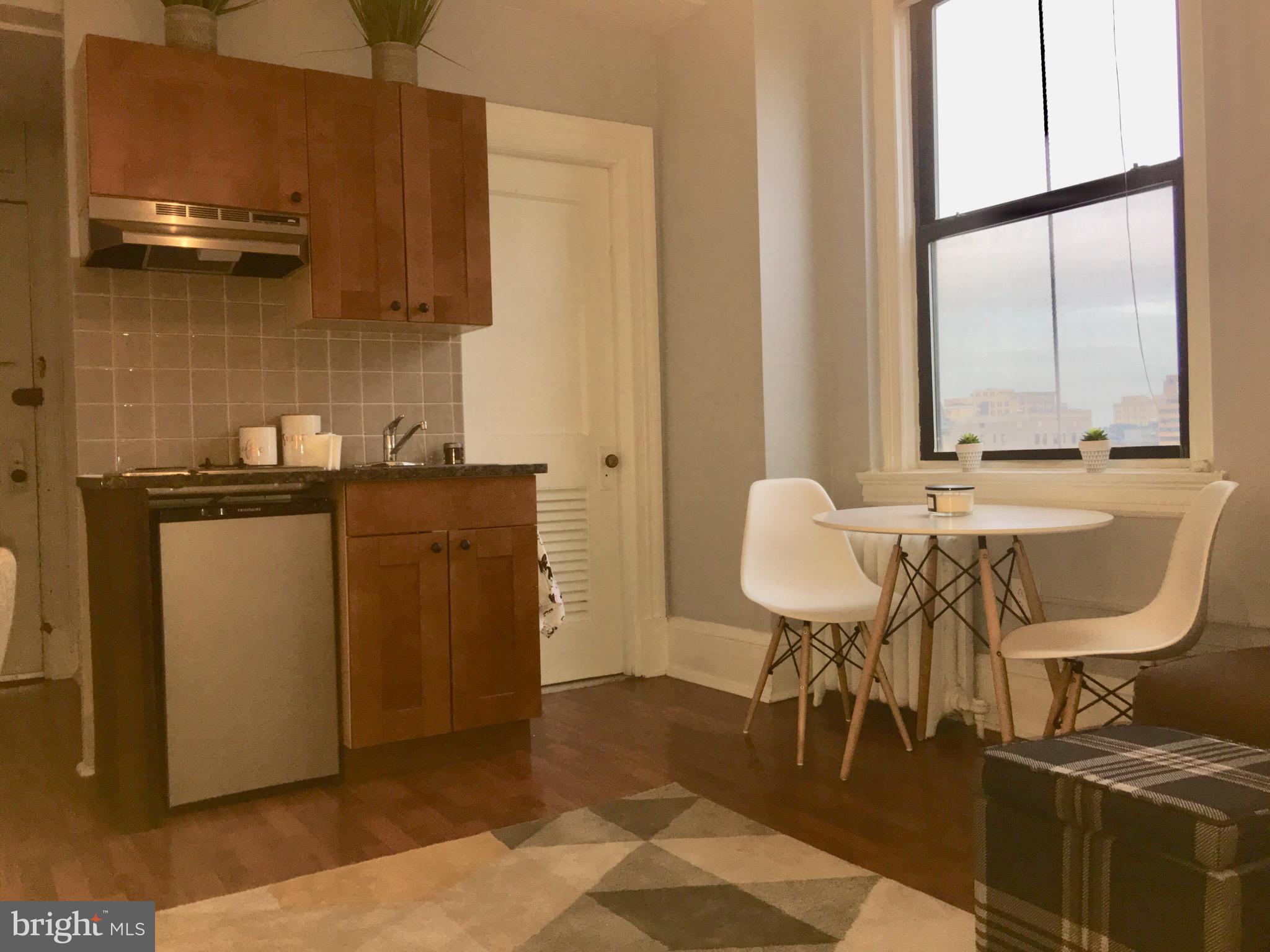 WASHINGTON SQ - Residential Lease