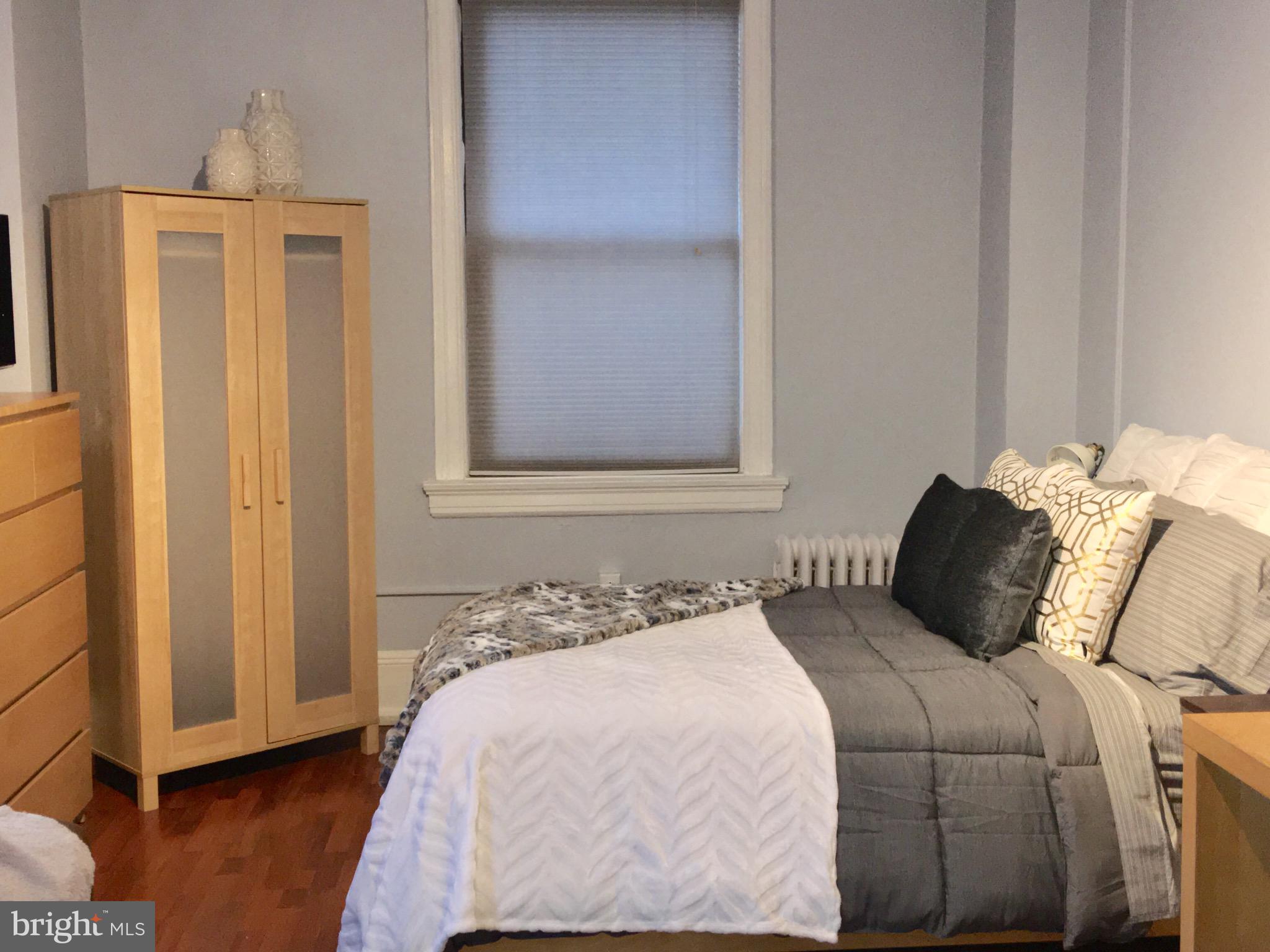 WASHINGTON SQ - Residential Lease
