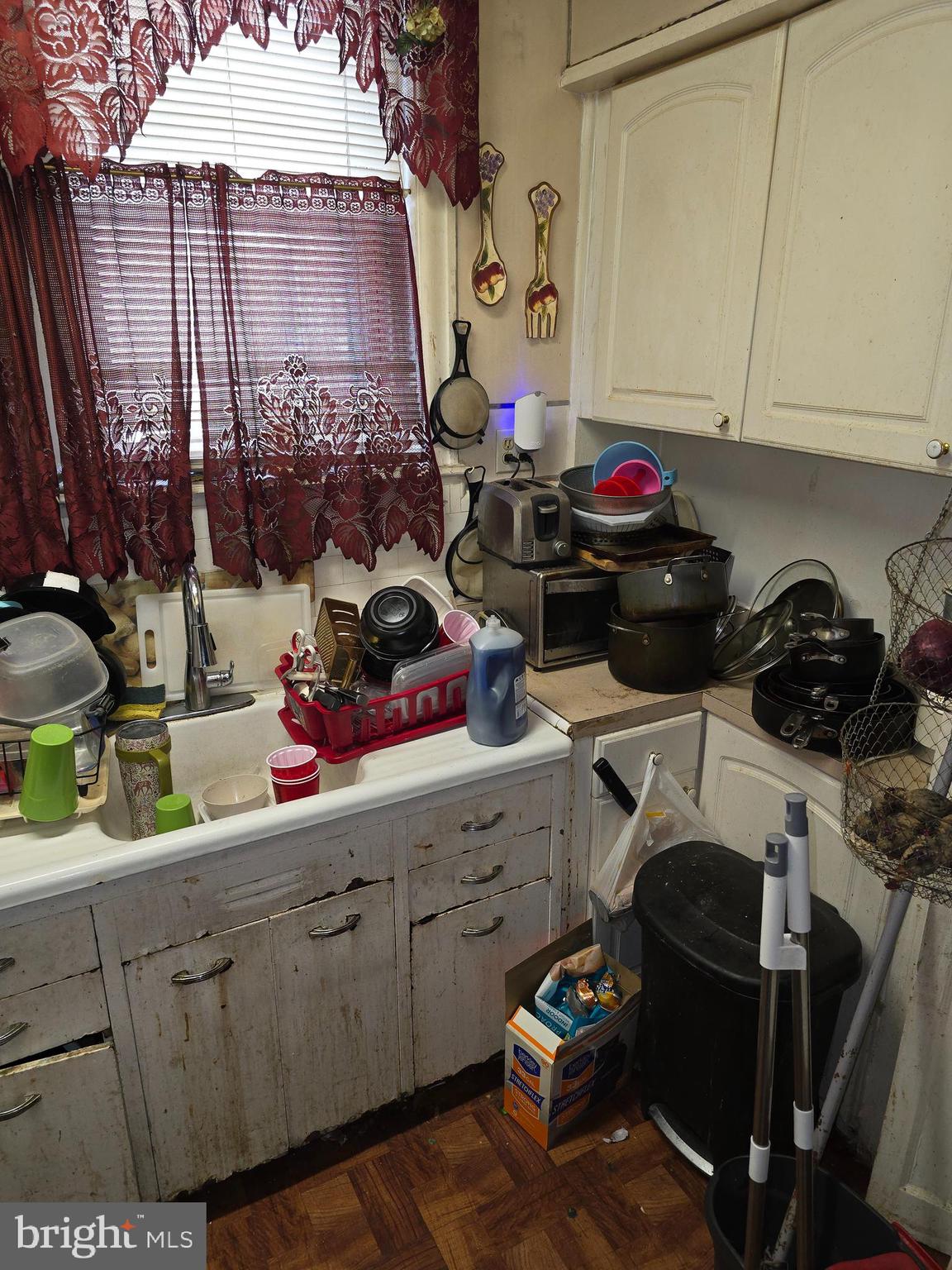 PHILADELPHIA - Residential