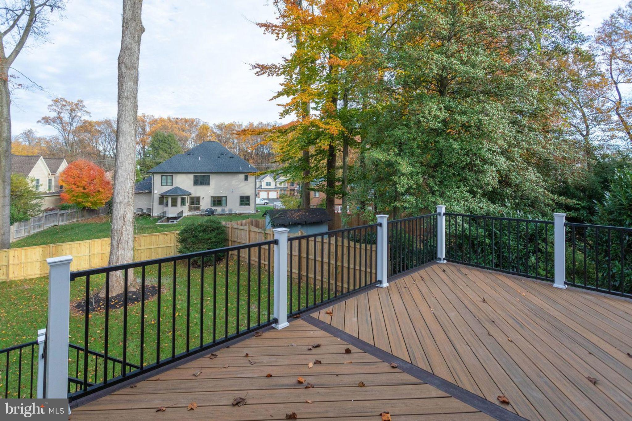 PROVIDENCE FOREST - Residential