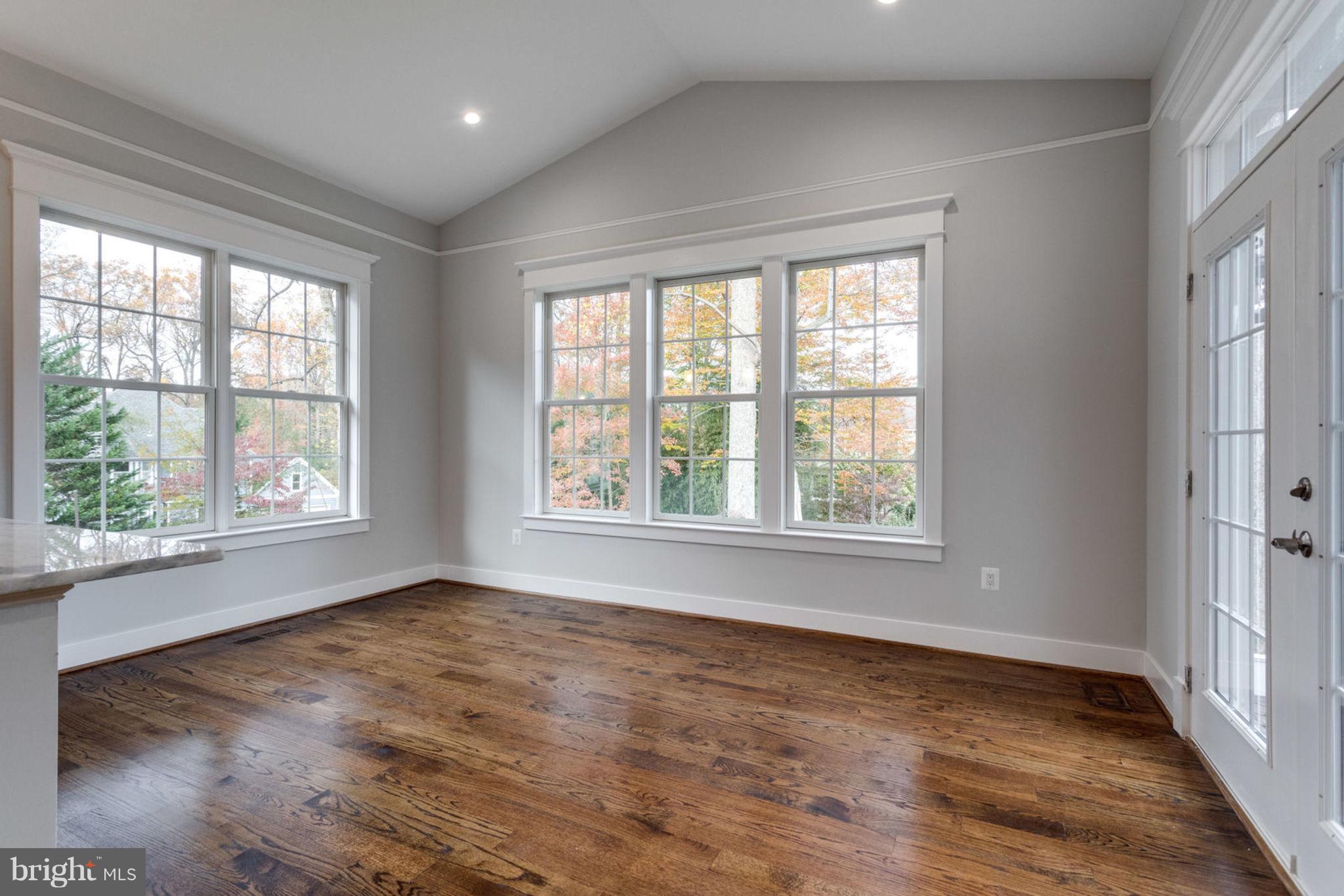 PROVIDENCE FOREST - Residential