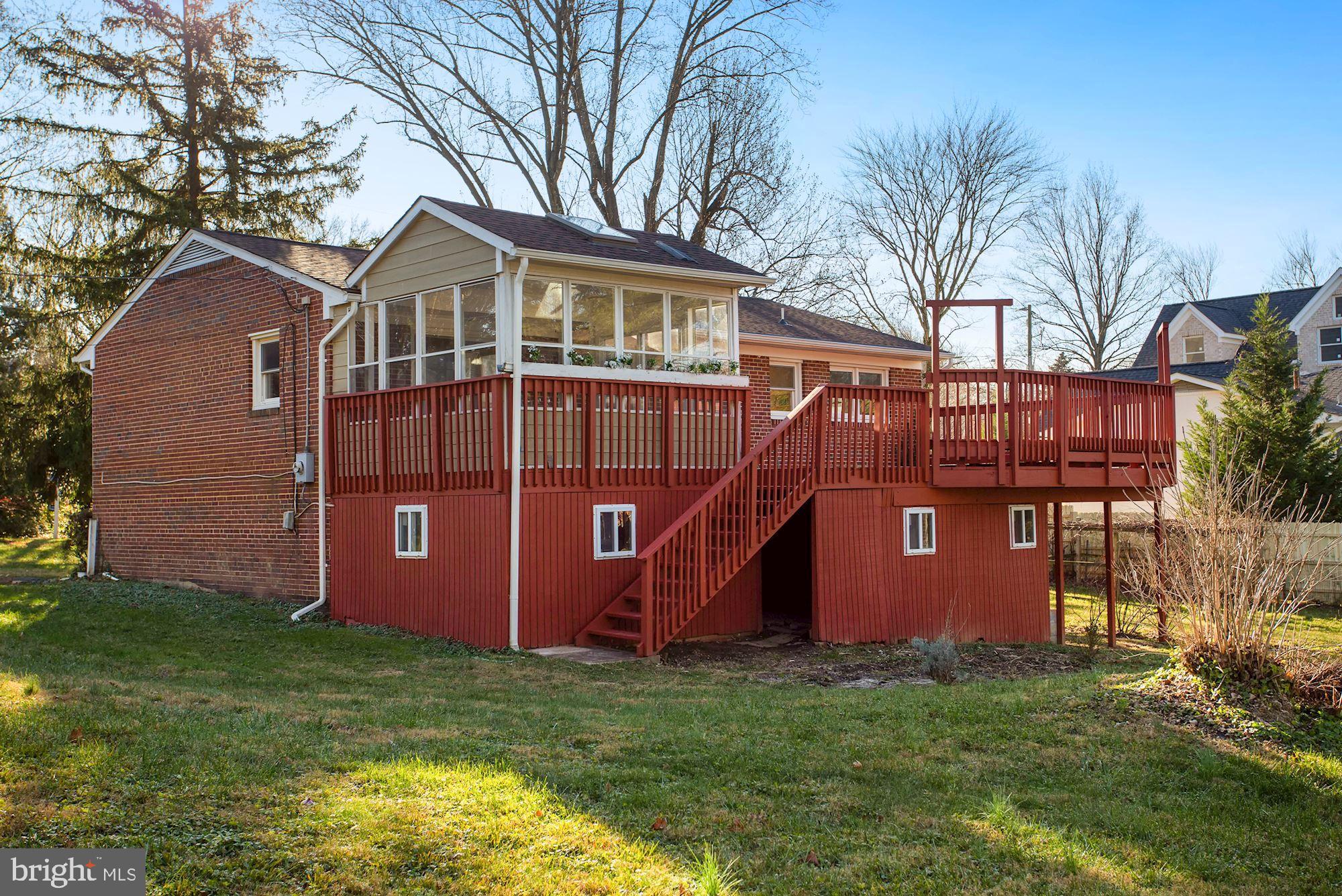 SOUTHAMPTON - Residential Lease