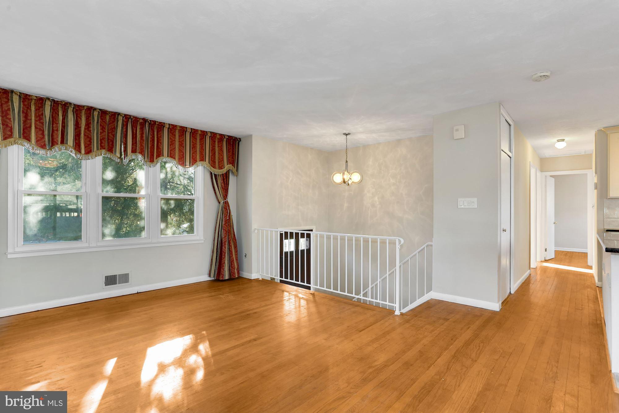 SOUTHAMPTON - Residential Lease