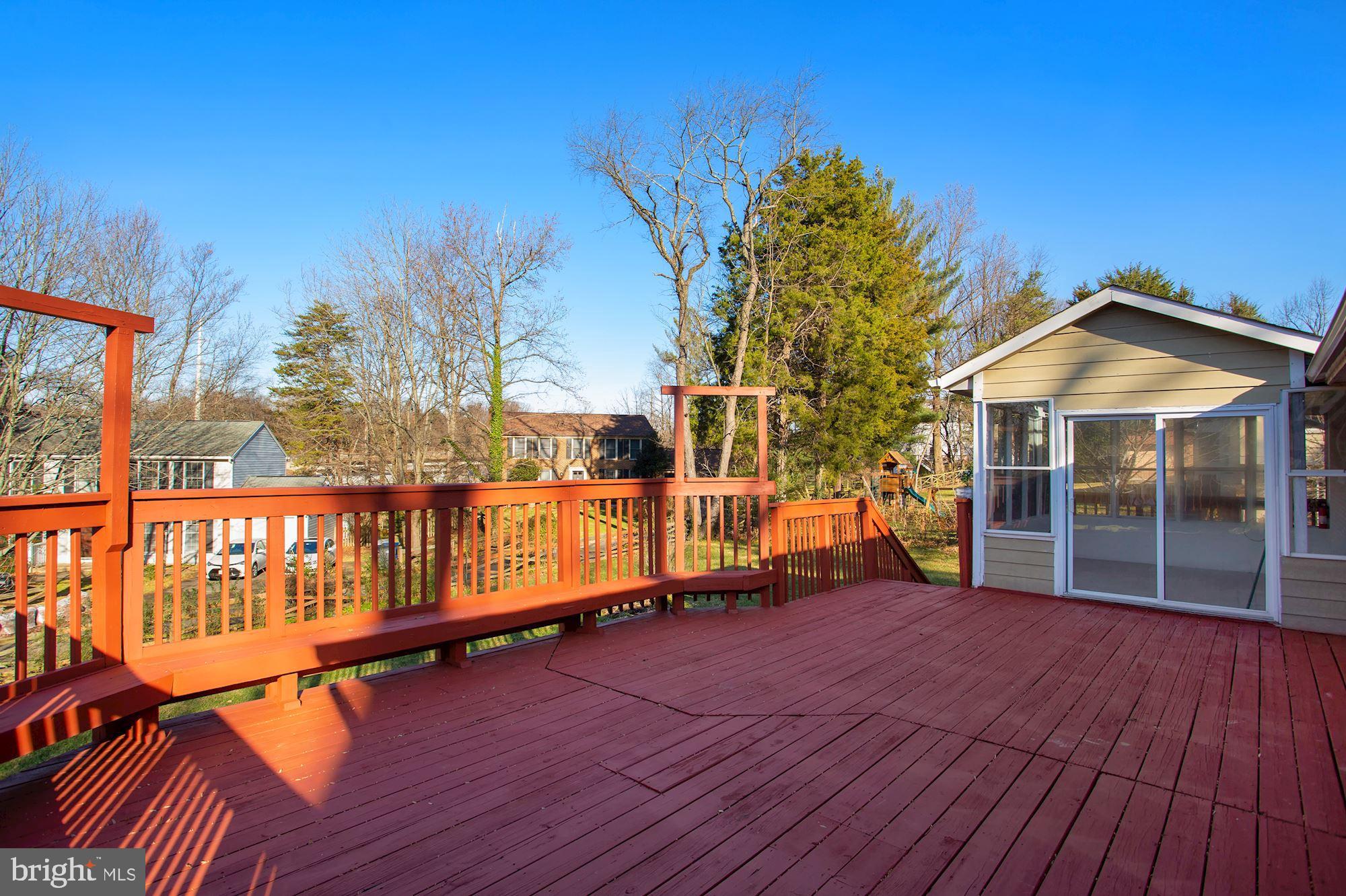 SOUTHAMPTON - Residential Lease