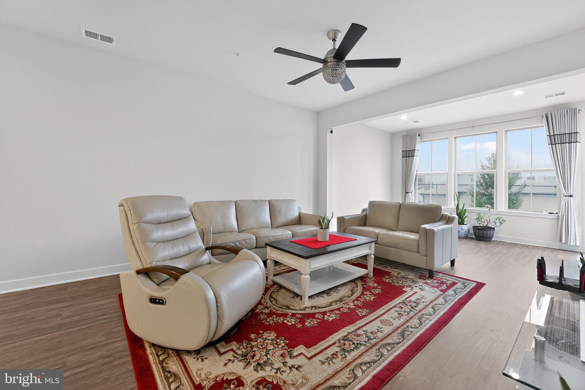 THE WOODLANDS - Residential