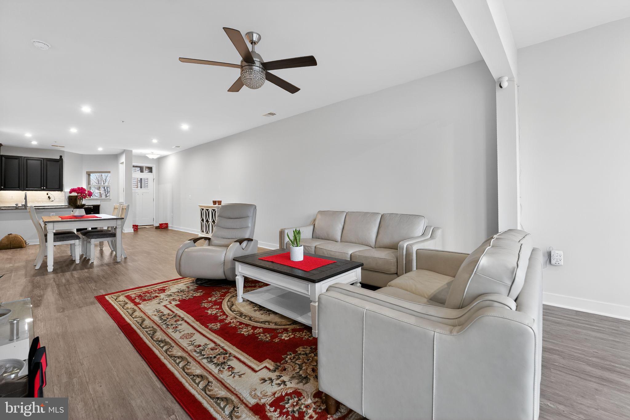 THE WOODLANDS - Residential