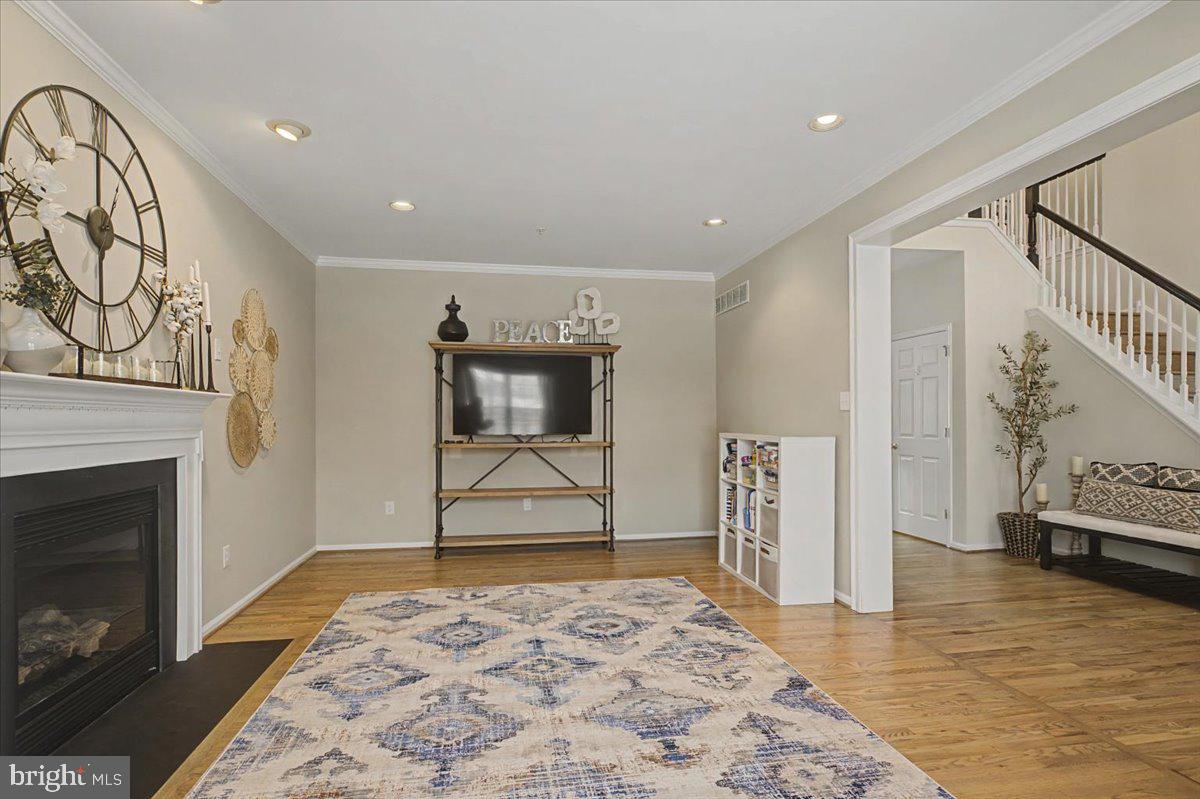 GREYSTONE ESTS - Residential