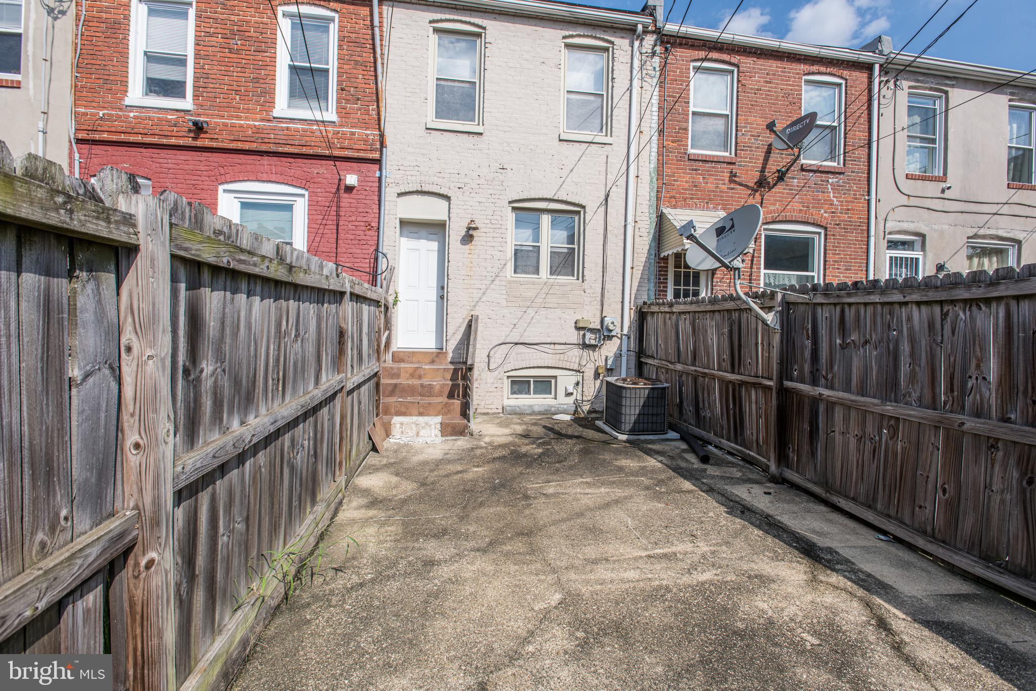 WASHINGTON VILLAGE - Residential