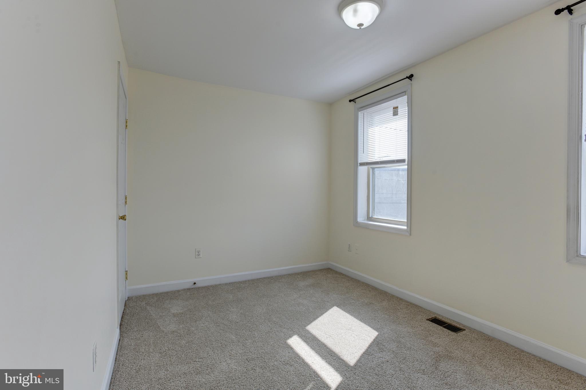 WASHINGTON VILLAGE - Residential