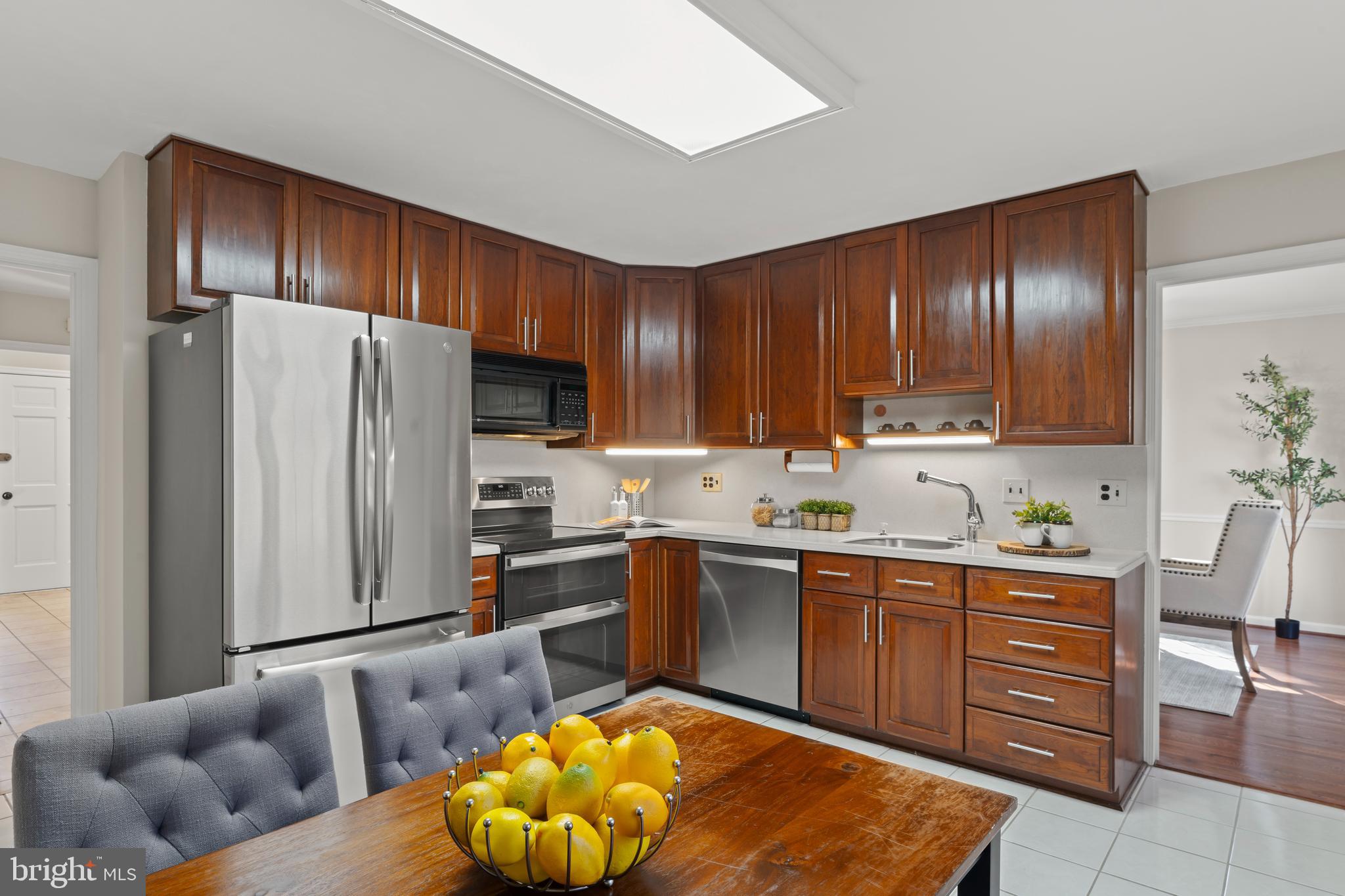 GLEN OAKS - Residential