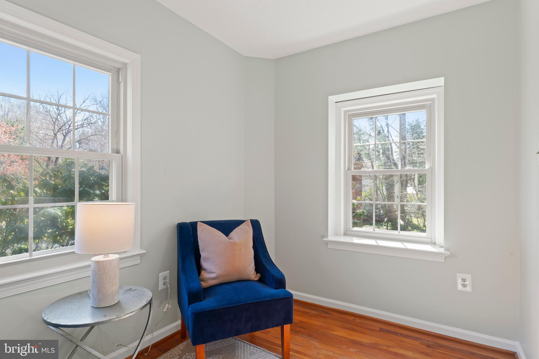 GLEN OAKS - Residential