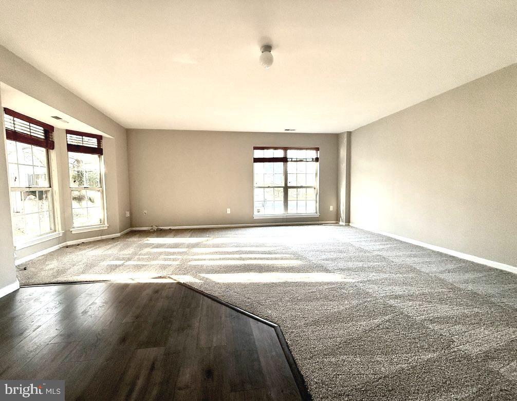 MARINERS LANDING - Residential Lease