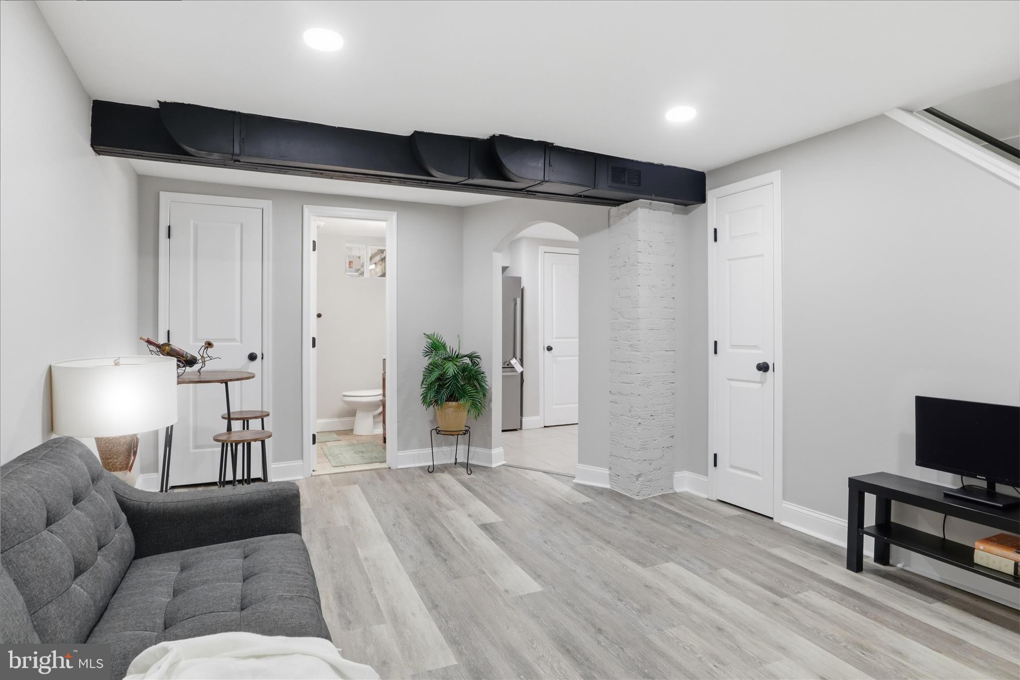 FOREST HEIGHTS - Residential