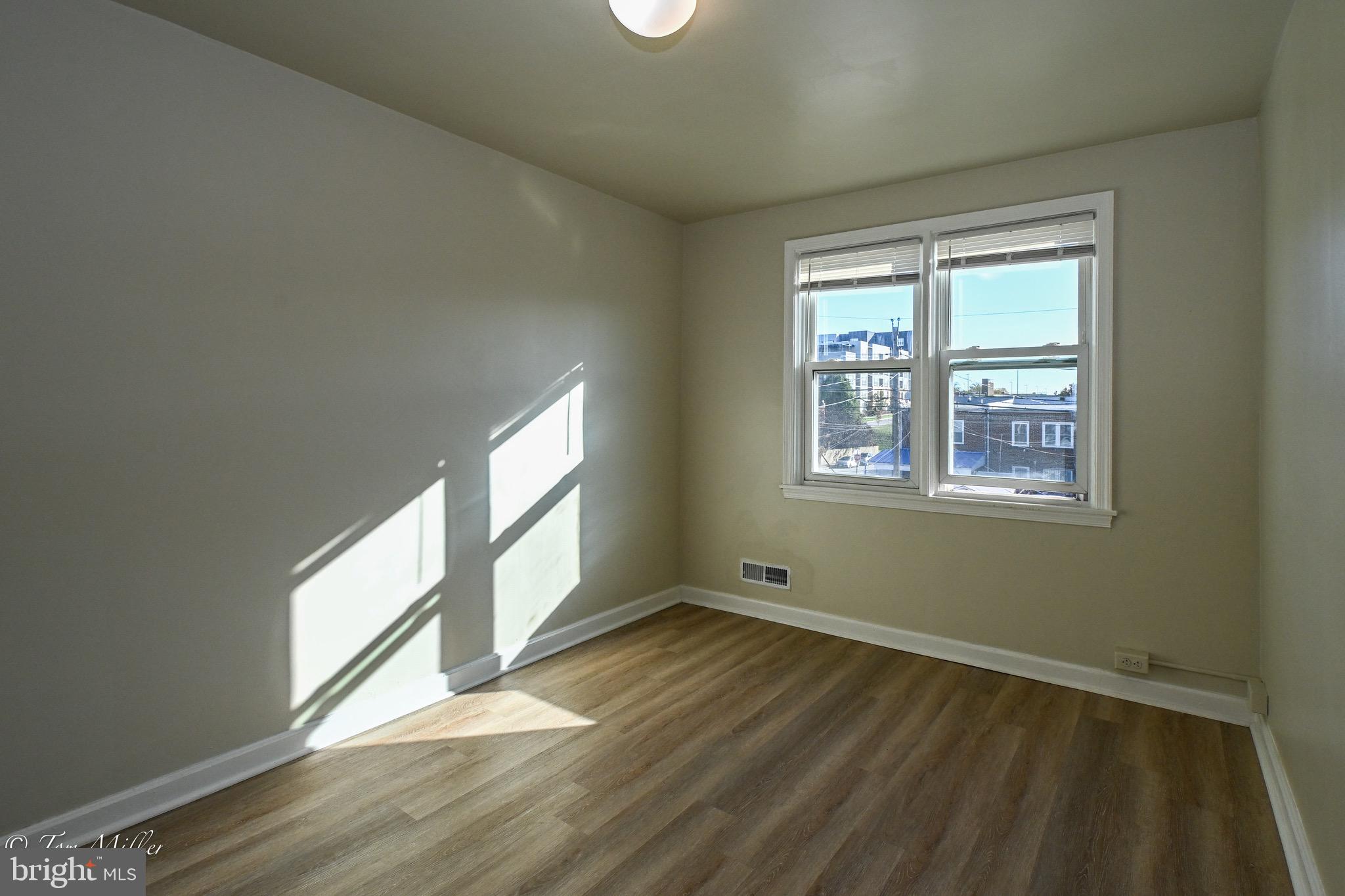 GREEKTOWN - Residential