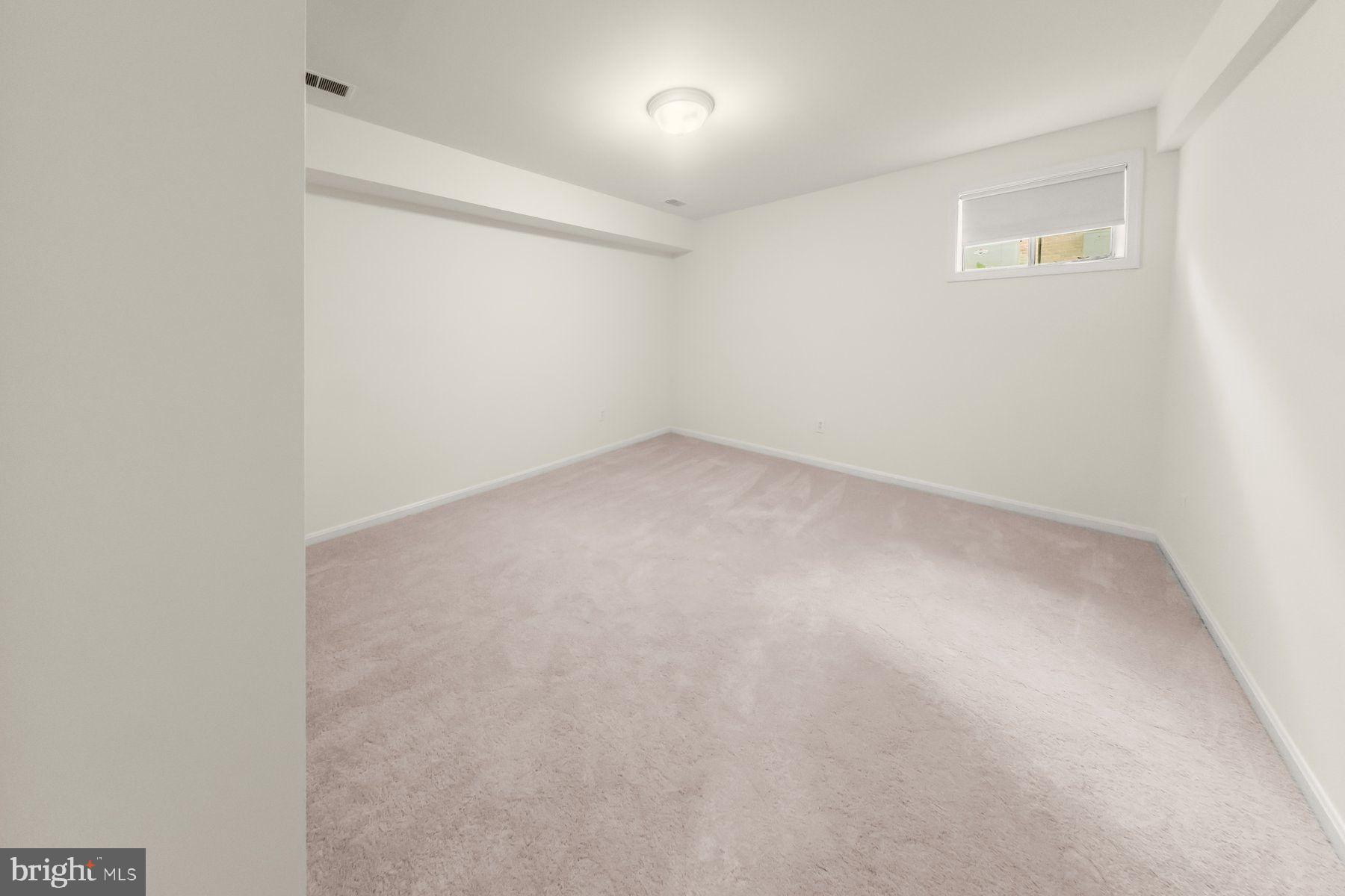 KENWOOD PARK - Residential