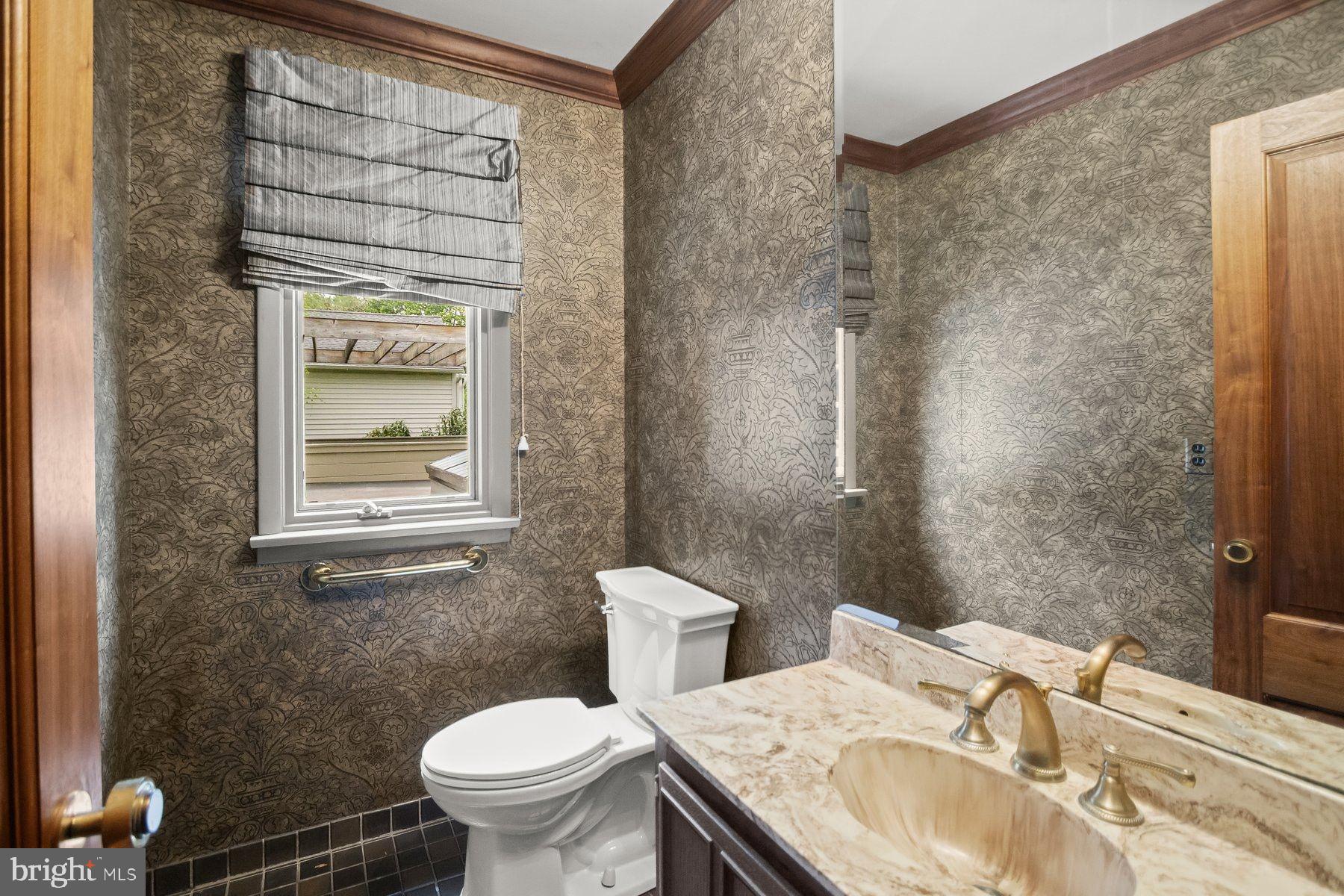 KENWOOD PARK - Residential