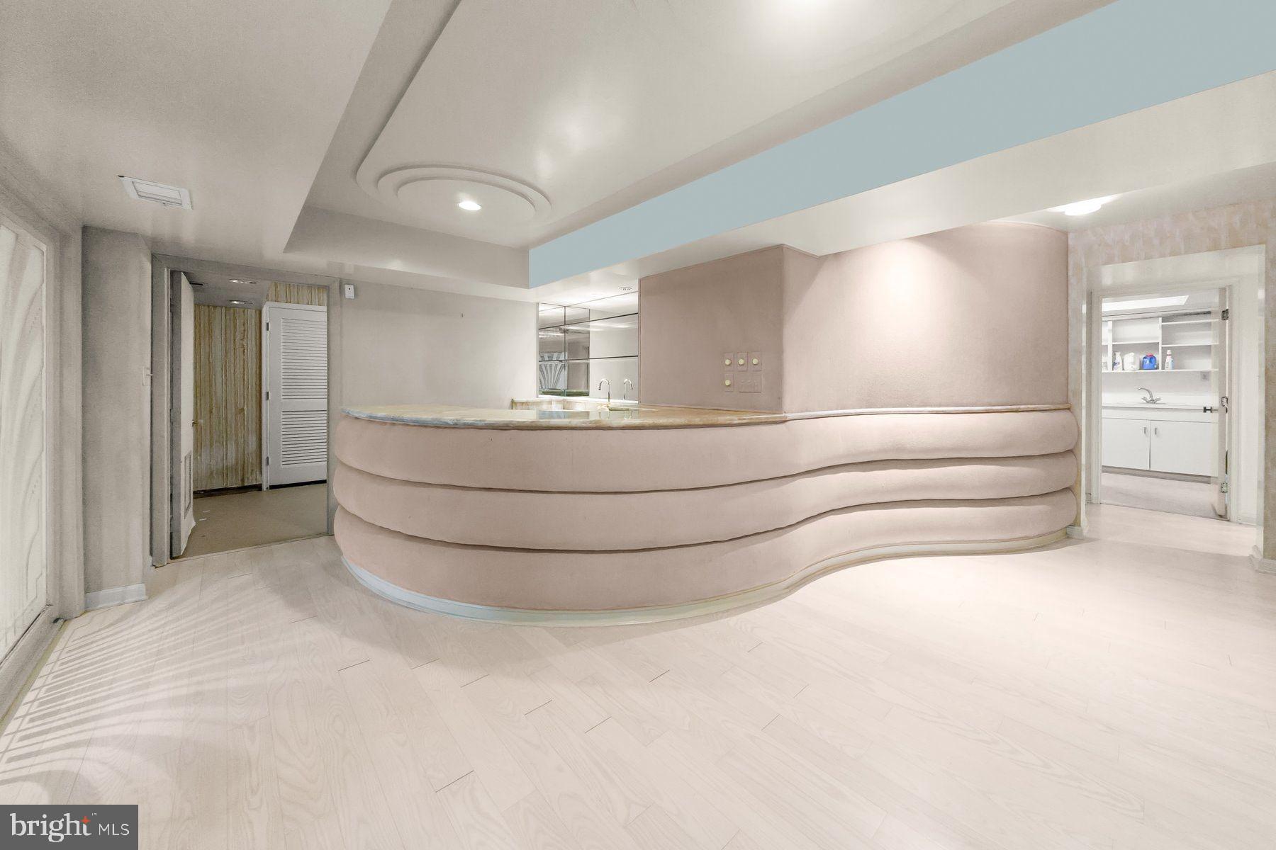 KENWOOD PARK - Residential