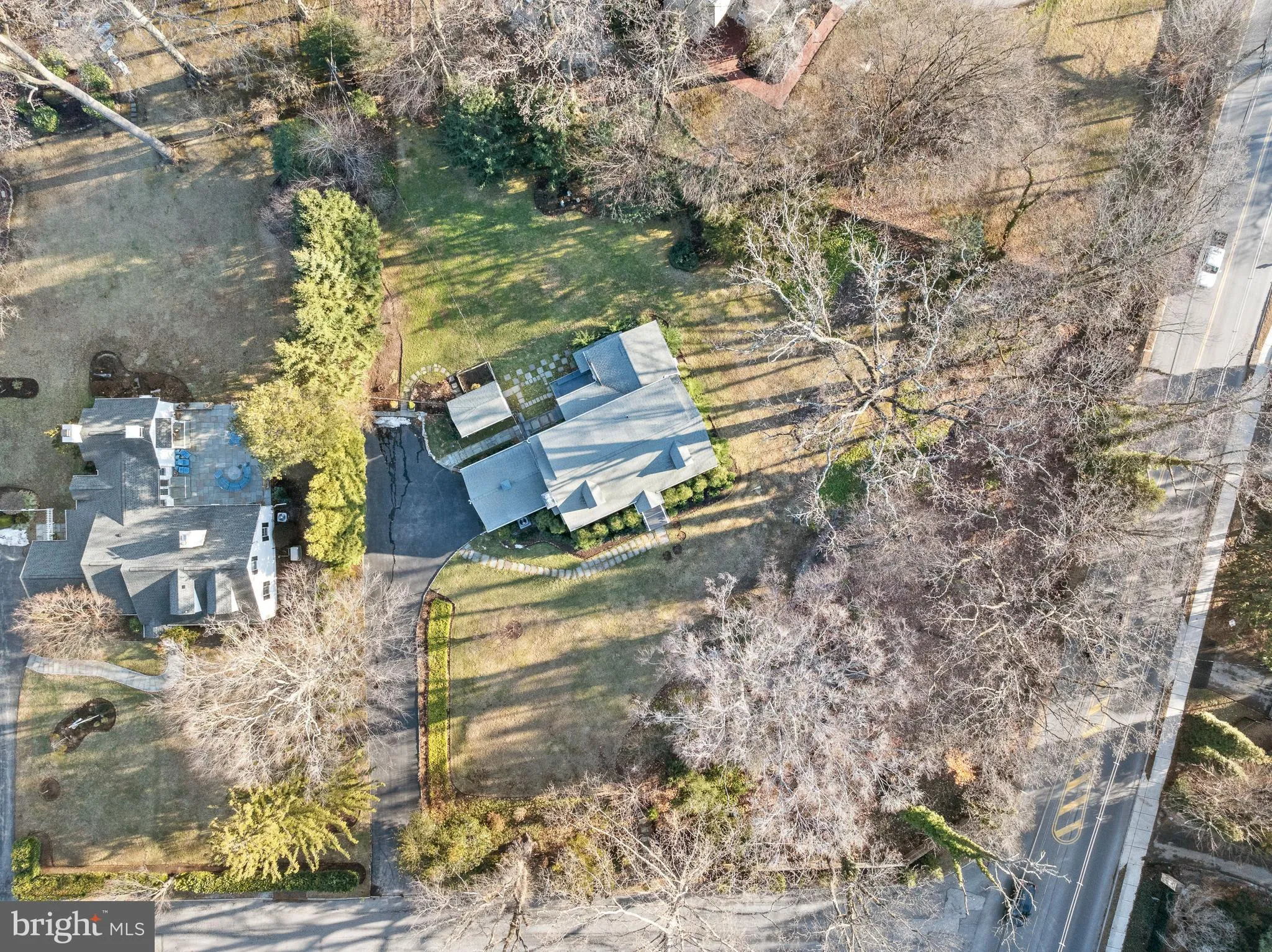 Villanova, Pennsylvania 19085, United States, 4 Bedrooms Bedrooms, ,3 BathroomsBathrooms,Residential,Pending,4569