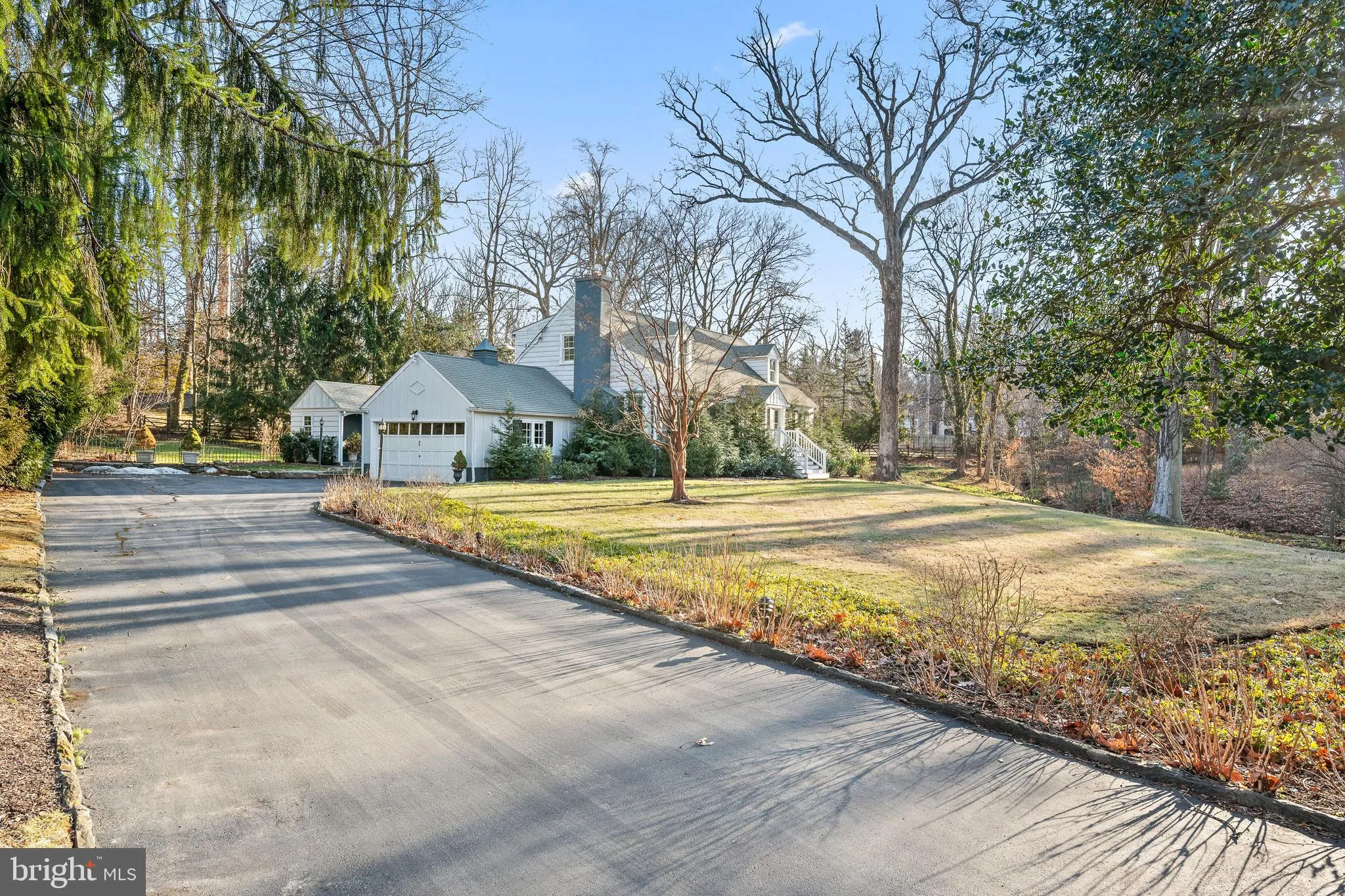 Villanova, Pennsylvania 19085, United States, 4 Bedrooms Bedrooms, ,3 BathroomsBathrooms,Residential,Pending,4569