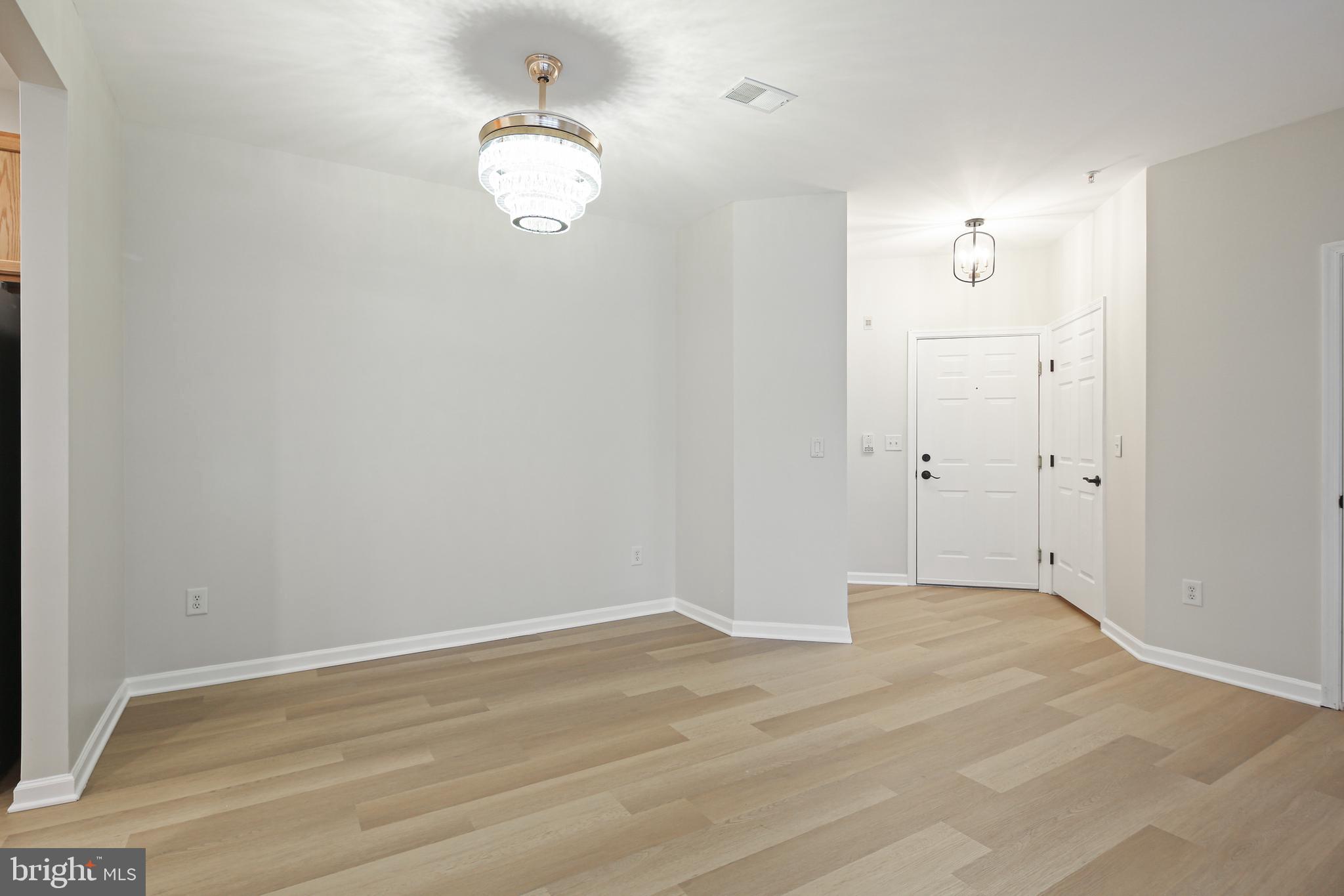 HEARTHSTONE AT VILLAGE SQUARE - Residential