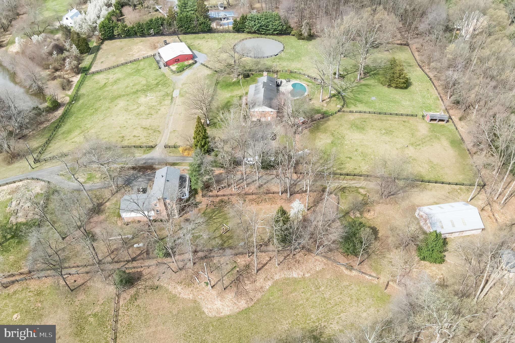 TALLY HO - Residential