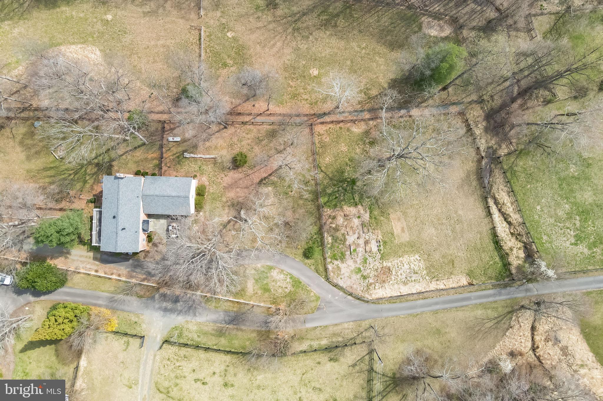 TALLY HO - Residential