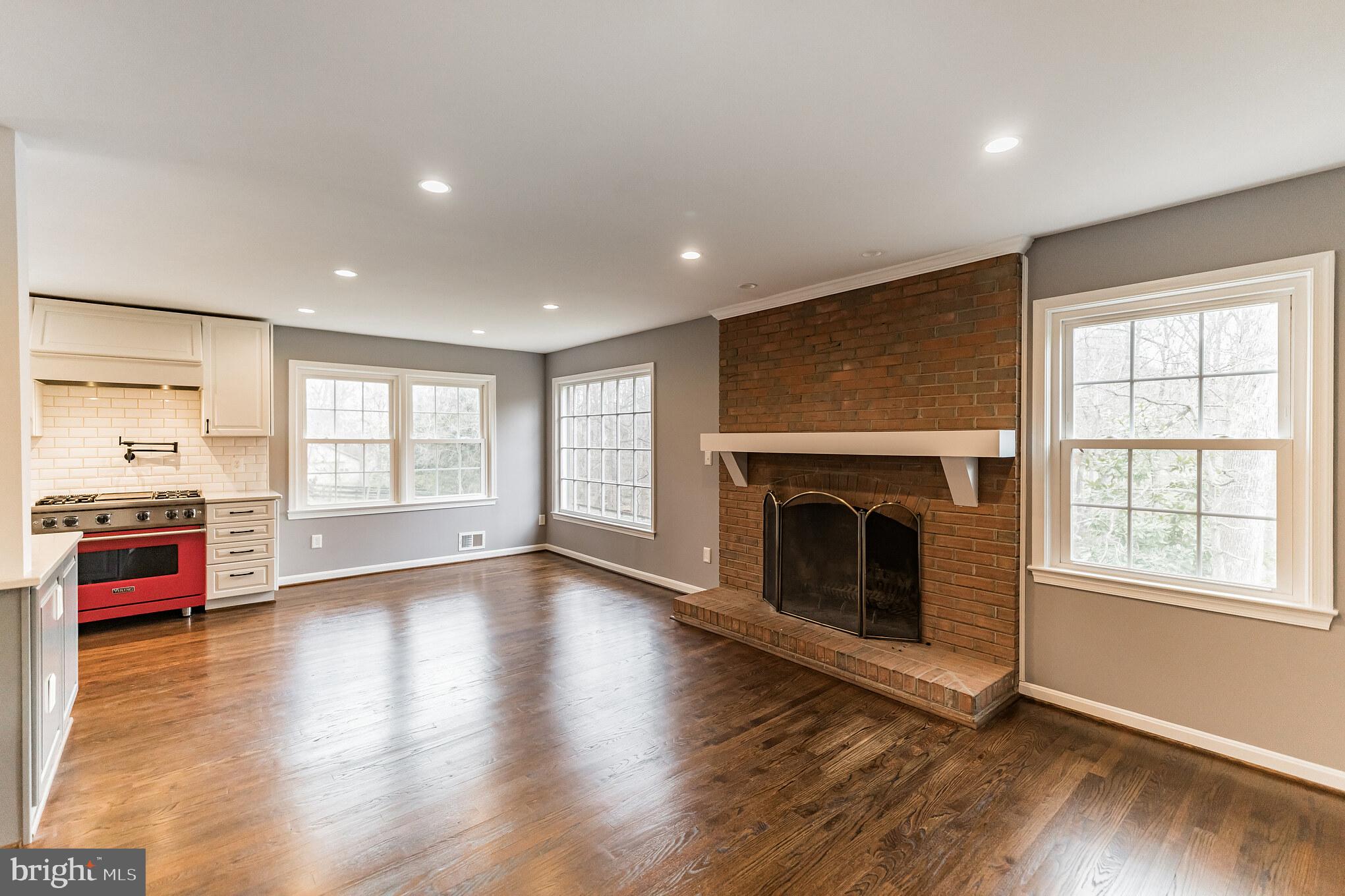 TALLY HO - Residential