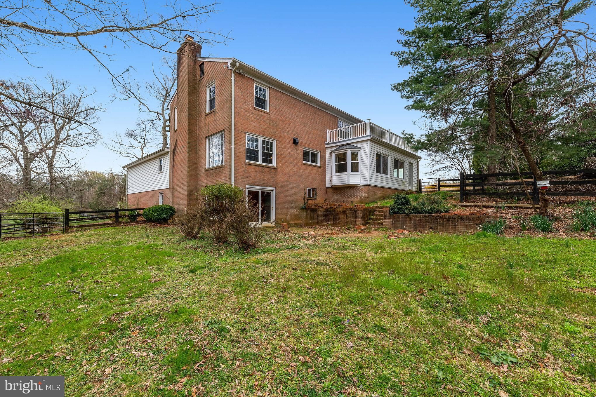 TALLY HO - Residential