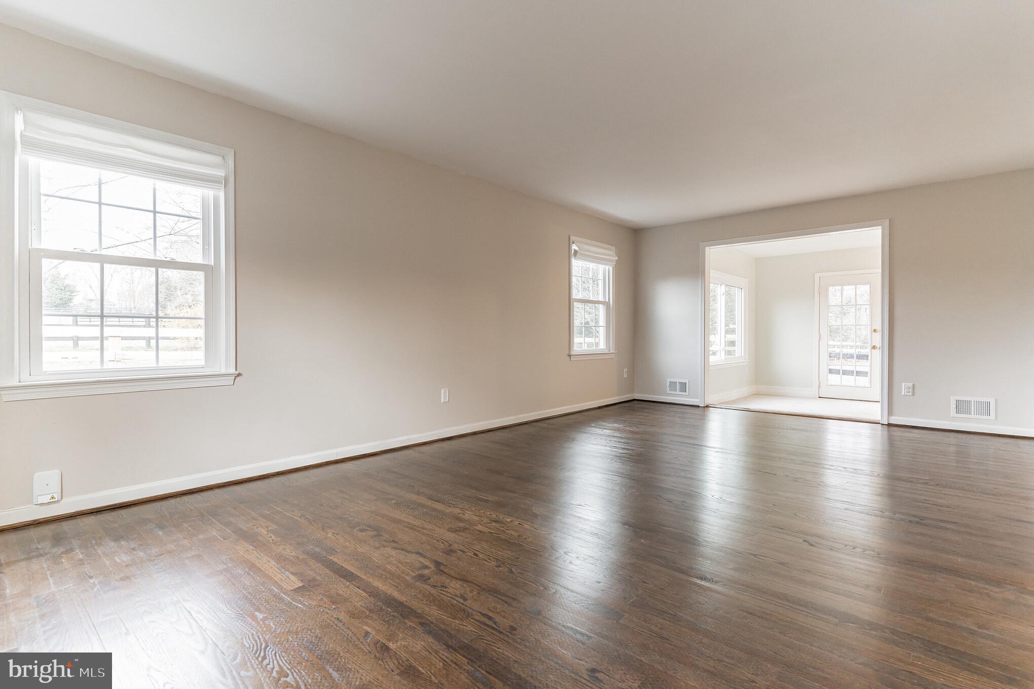 TALLY HO - Residential