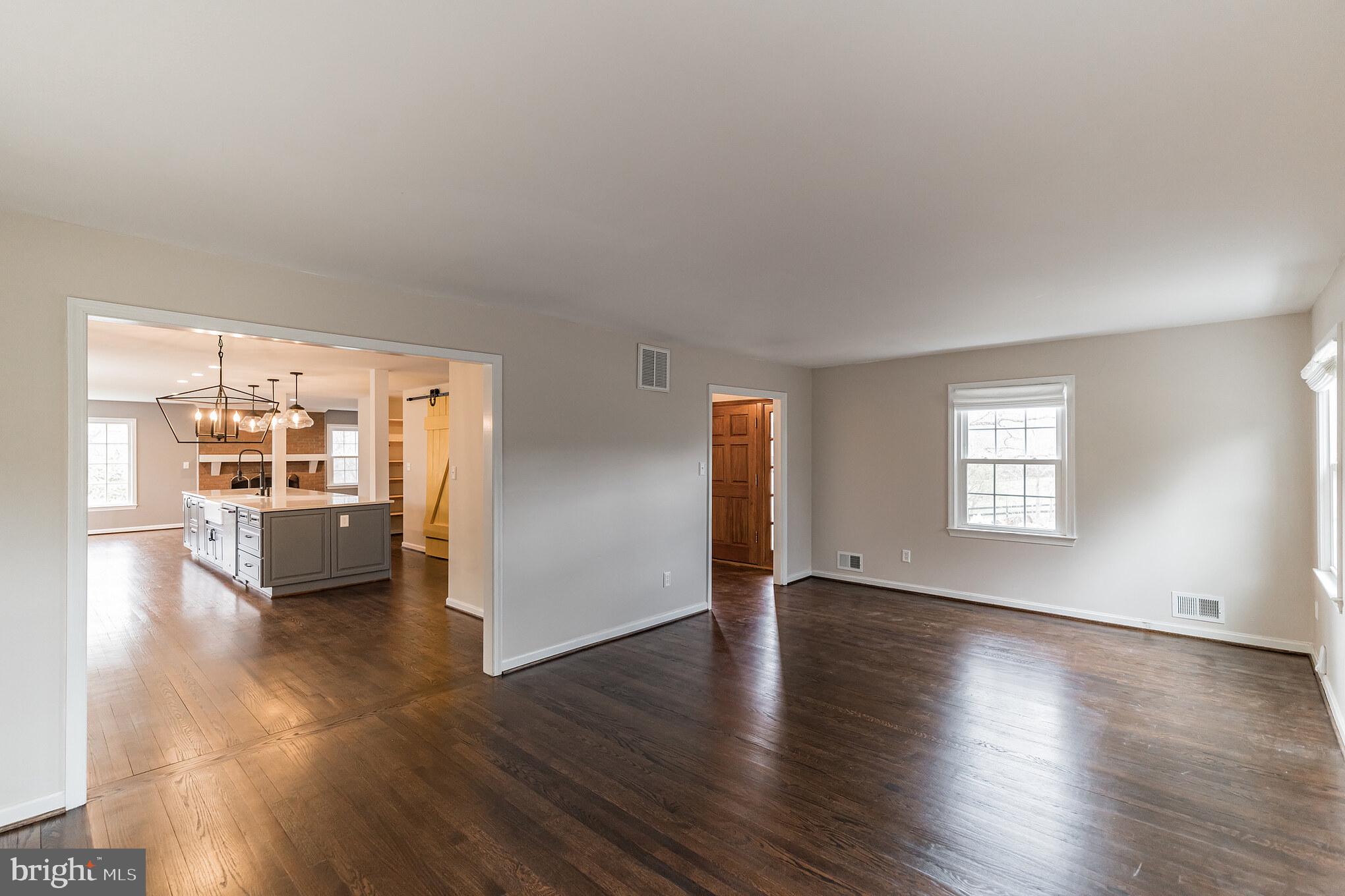 TALLY HO - Residential