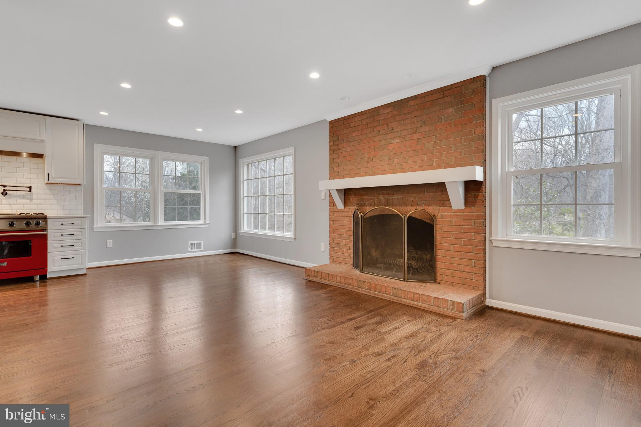 TALLY HO - Residential