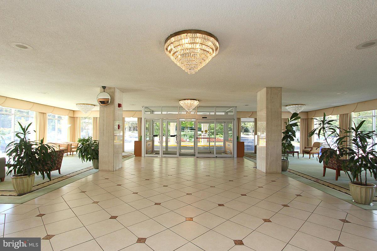 GROSVENOR PARK - Residential