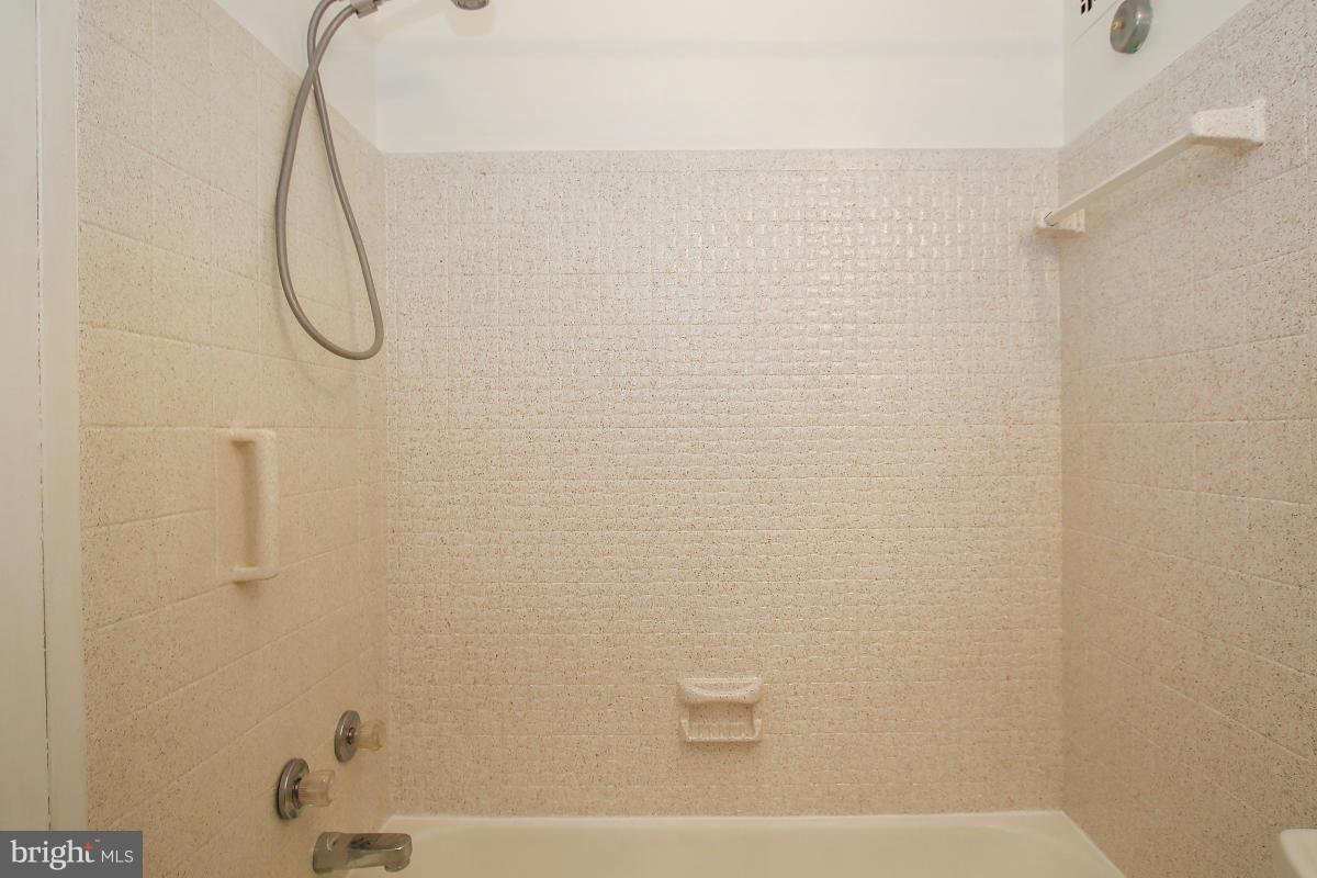 GROSVENOR PARK - Residential